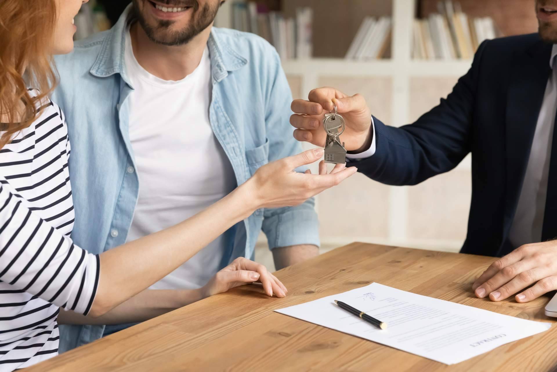 Asesoramiento para comprar casa en Benajarafe con D&A Inmobiliaria