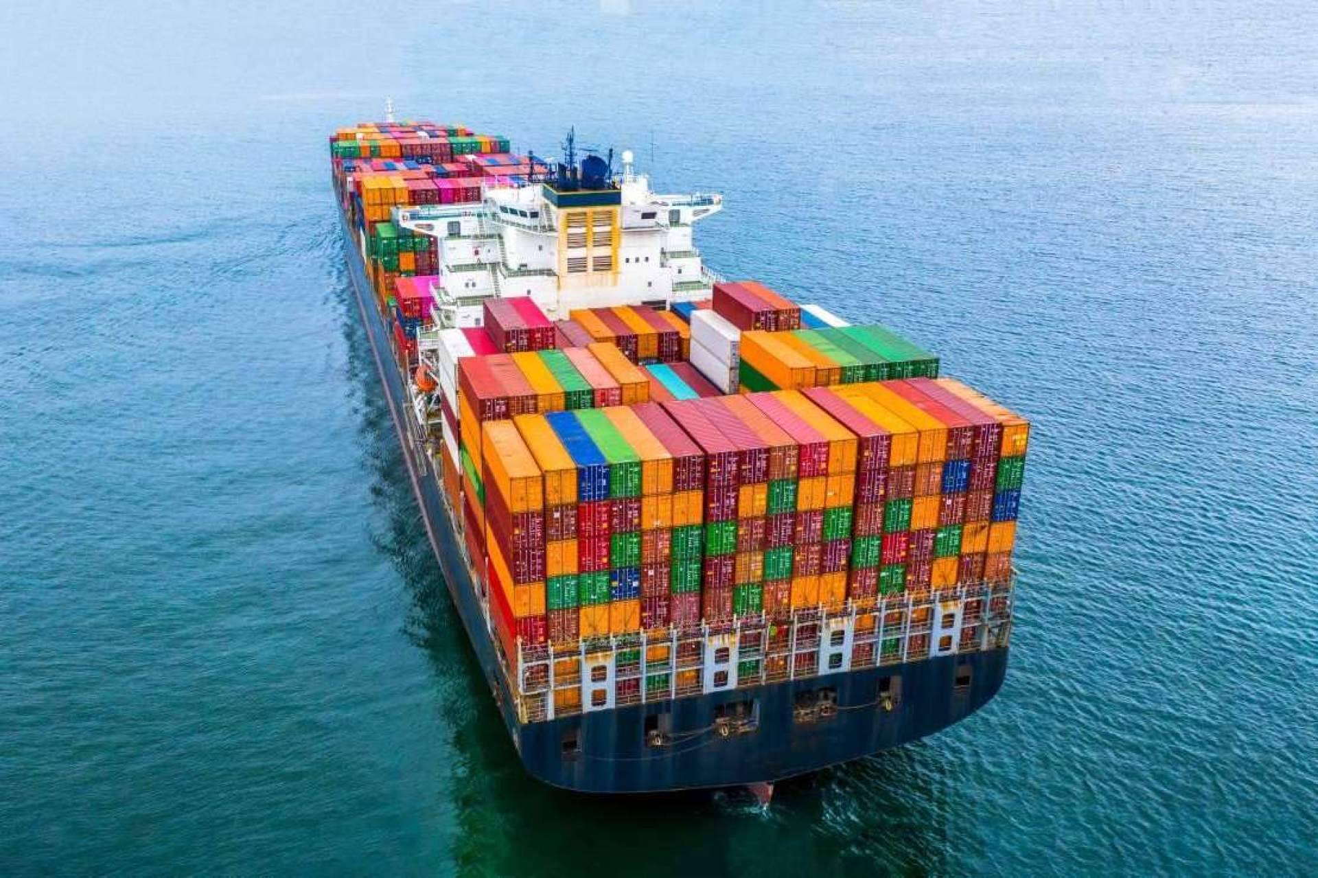 El servicio de transporte marítimo integral con Plaza Forwarding