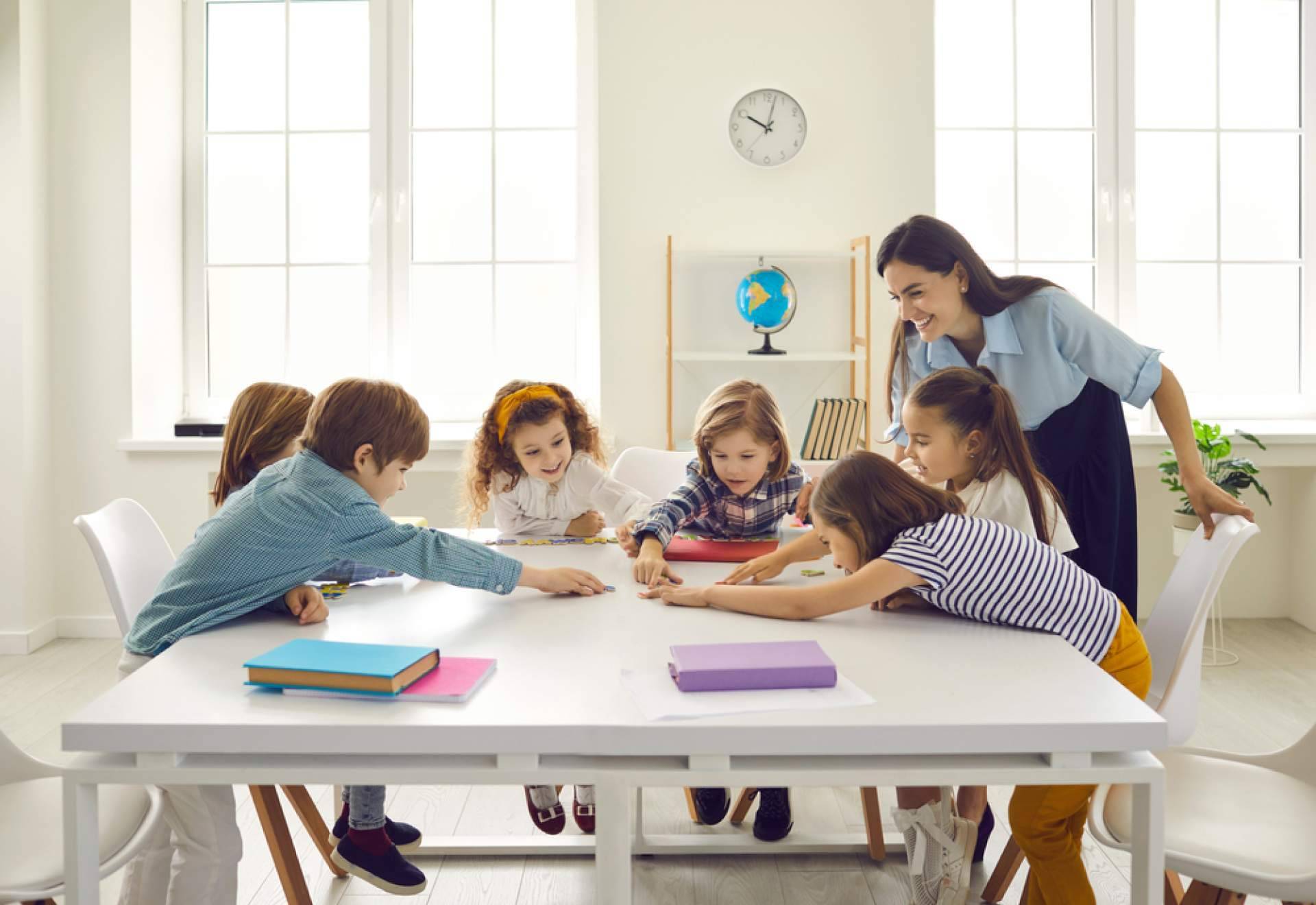 Formación en instituciones educativas con UpToYou