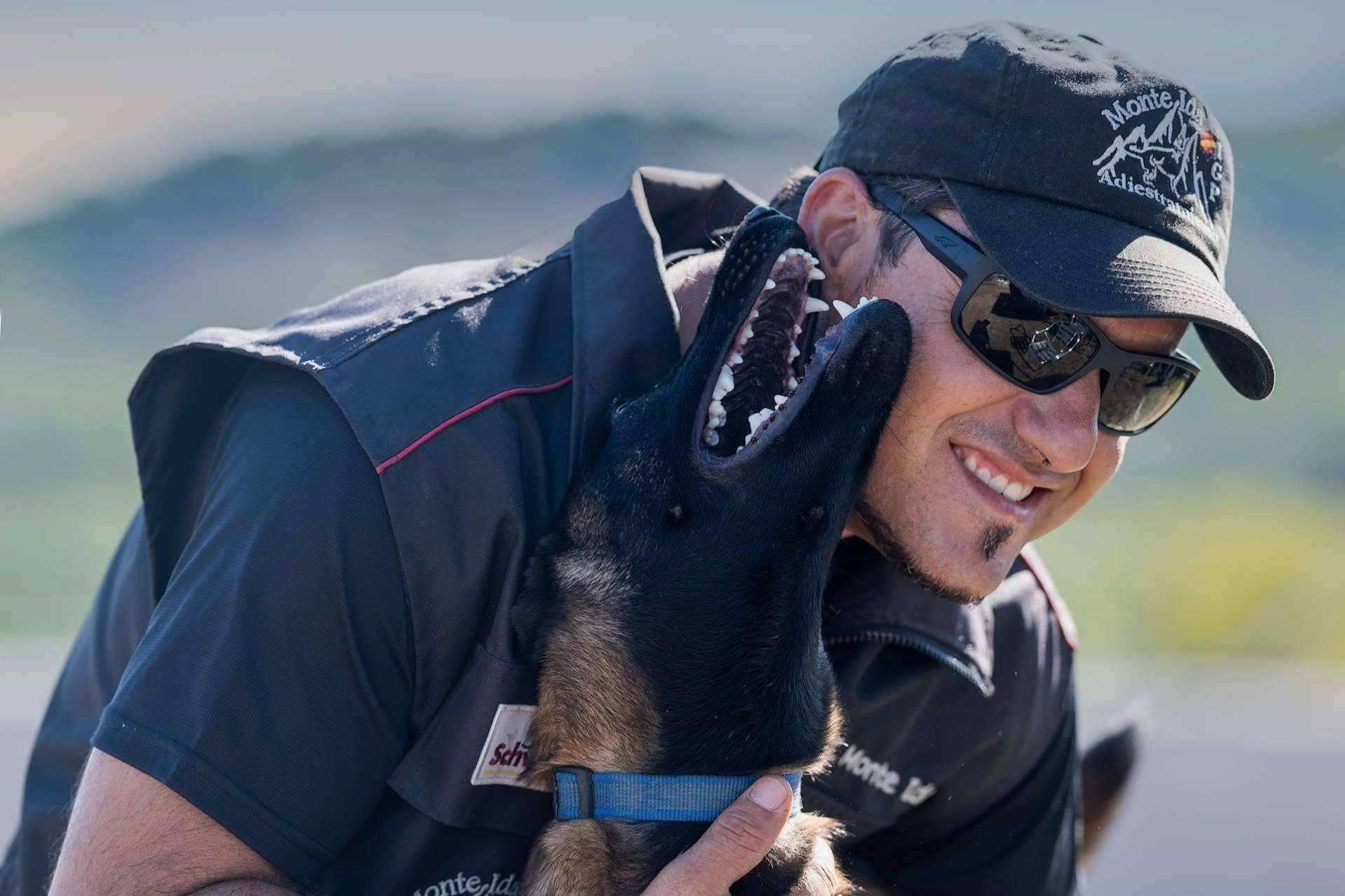 Curso de Adiestrador Canino Profesional. Escuela de adiestramiento Monte Ida