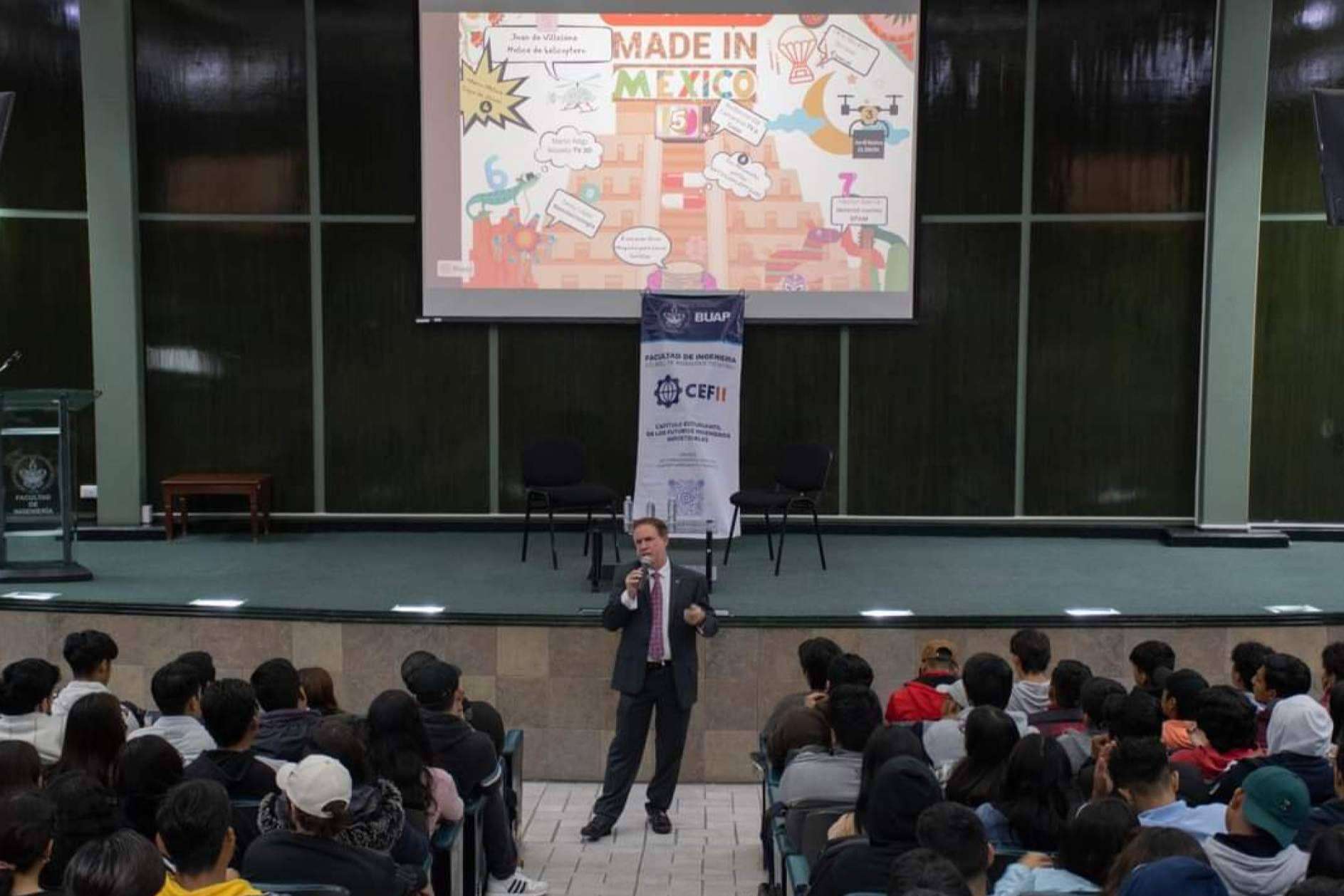 La conferencia INGENIERÍA TRANSATLÁNTICA, impartida por el presidente del Instituto Panamericano de Tampico