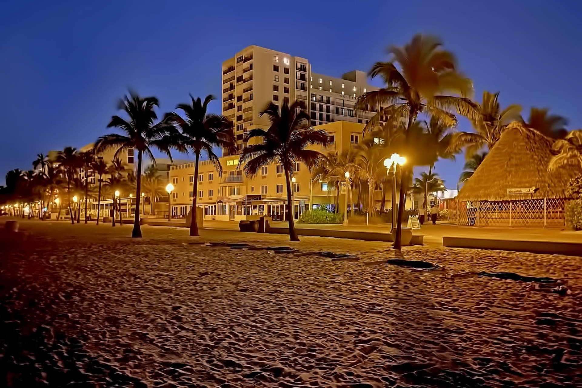Hollywood Beach Hotels es la opción para encontrar hoteles en Hollywood Beach Florida