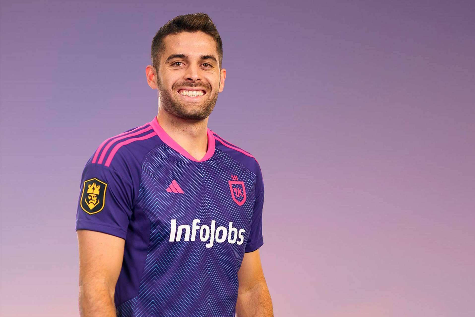 Se pasa a la Kings League Albert Ruiz, el jugador de fútbol becado en EE. UU.