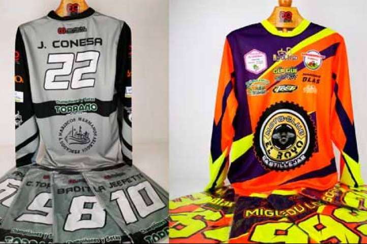 ADHESIVOSEMBARRADOS y su catálogo de camiseta motocross
