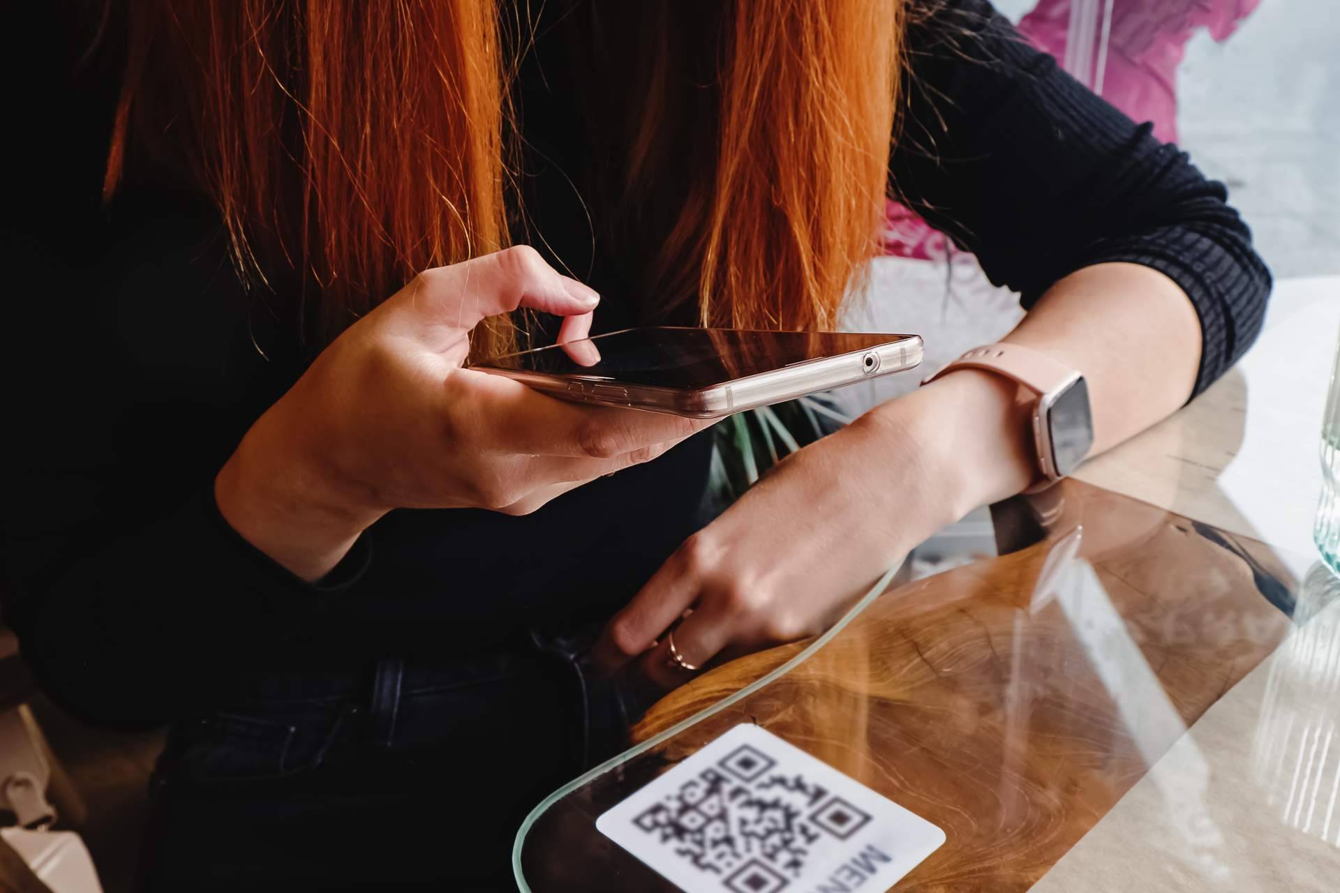 MenuMaker ofrece diseño de cartas, menús con alérgenos y multi idioma