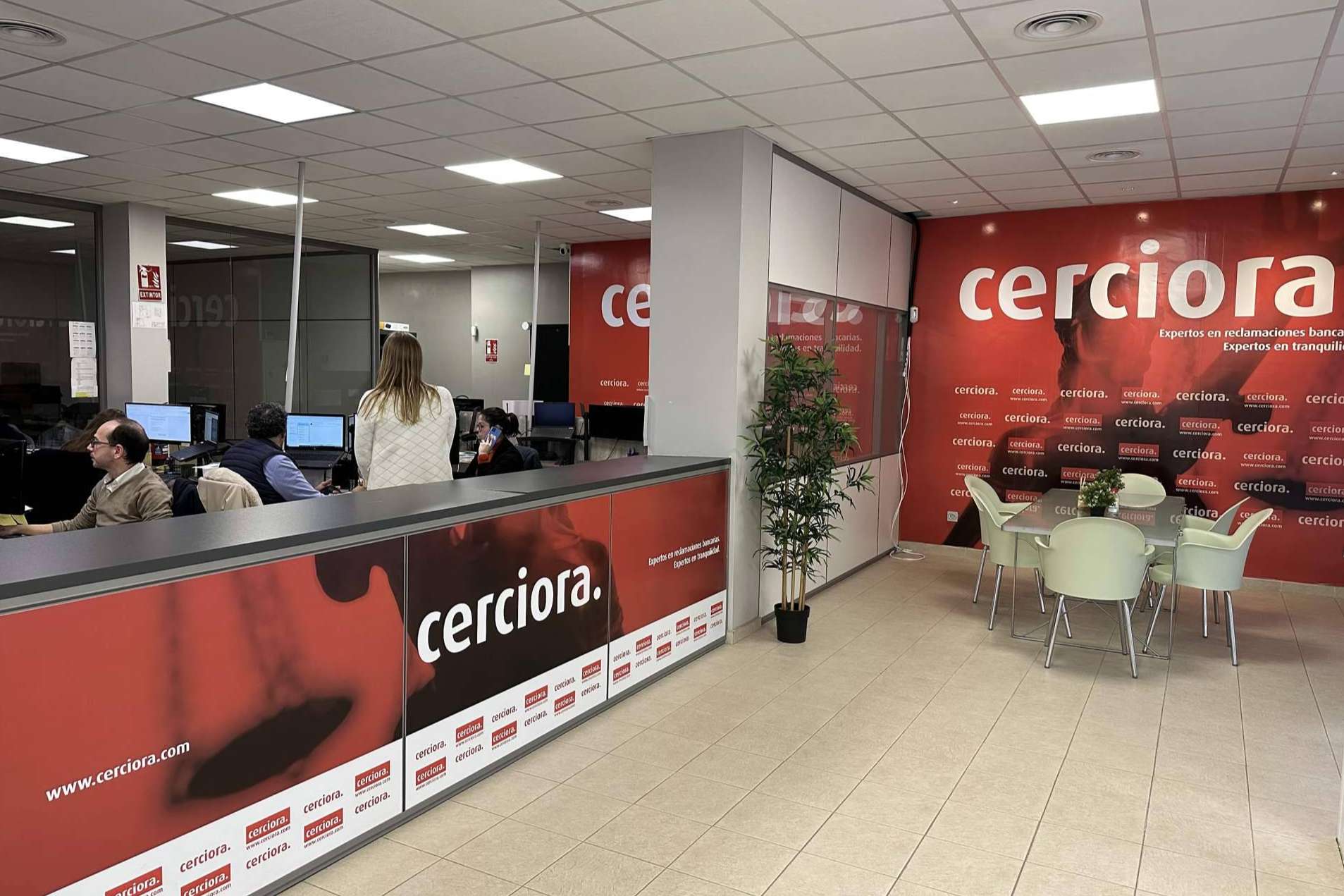 Cerciora ofrece un servicio especializado en reclamaciones bancarias
