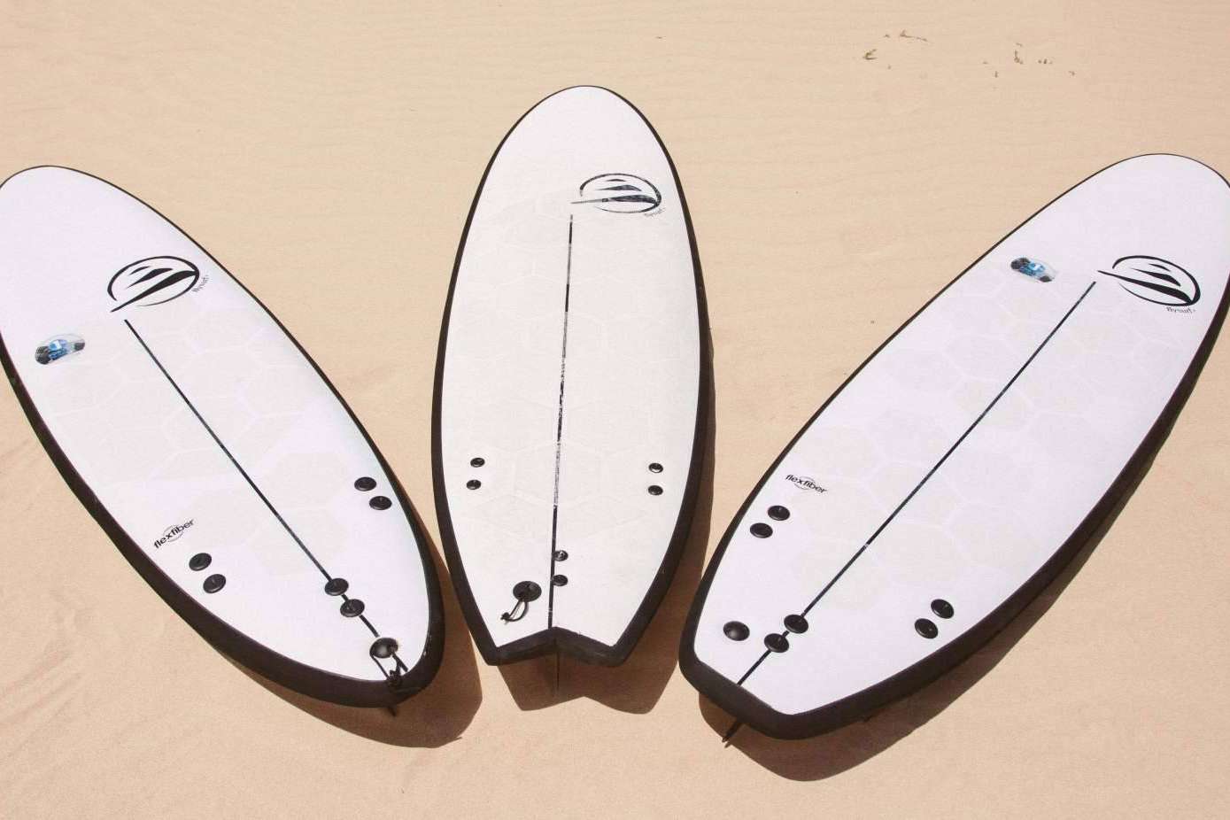 Cumplir el propósito de nuevo año de aprender a surfear, con Flysurf
