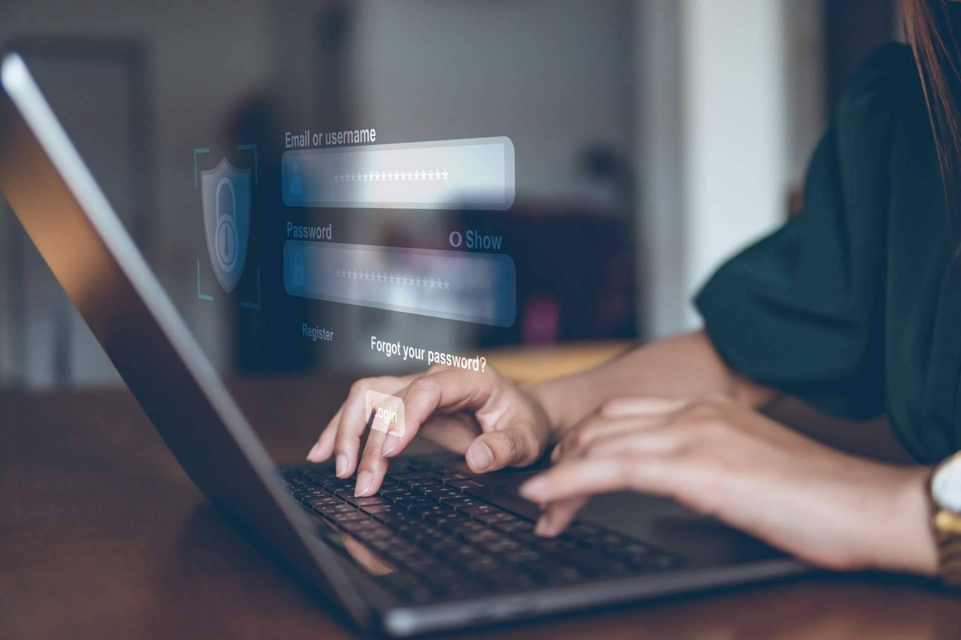 ¿Cómo hacer frente al auge de las estafas por internet?
