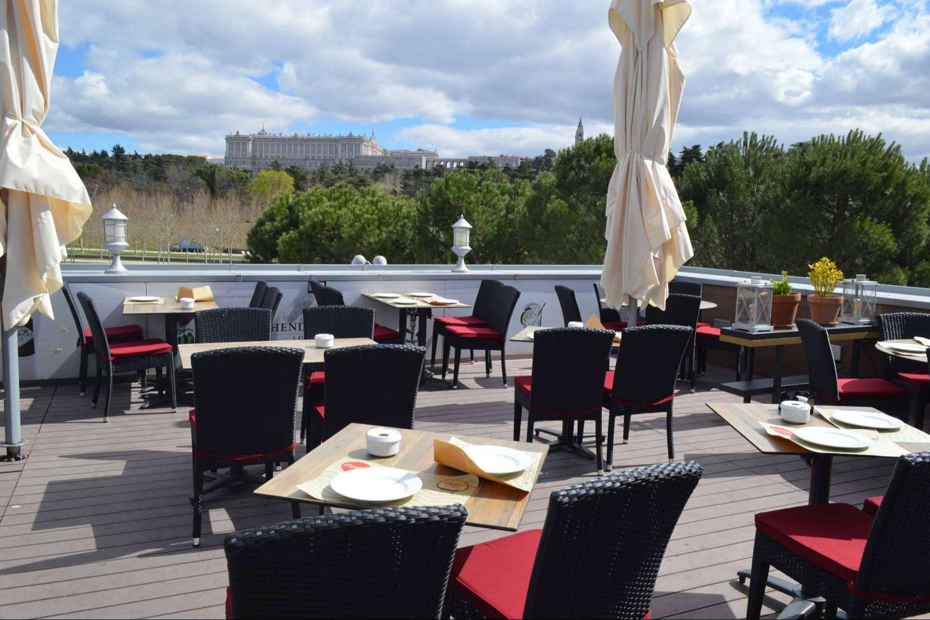 Preparar la temporada de terraza con nuevo mobiliario de hostelería