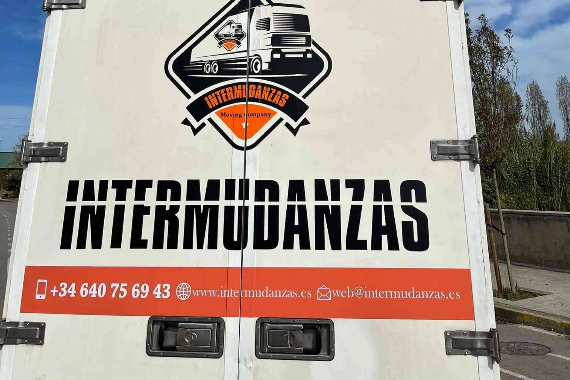 Mudanzas urgentes desde Barcelona a España o Europa de la mano de Intermudanzas
