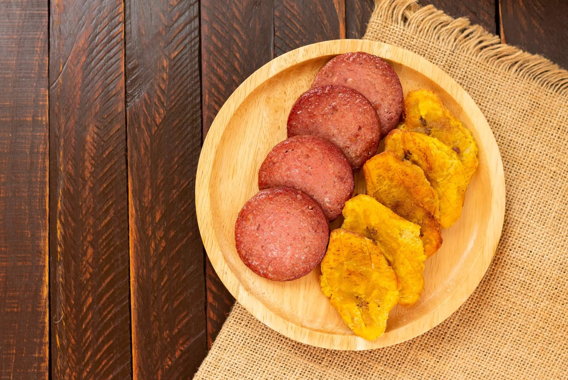 D’Carnilsa, todo sobre el salami dominicano