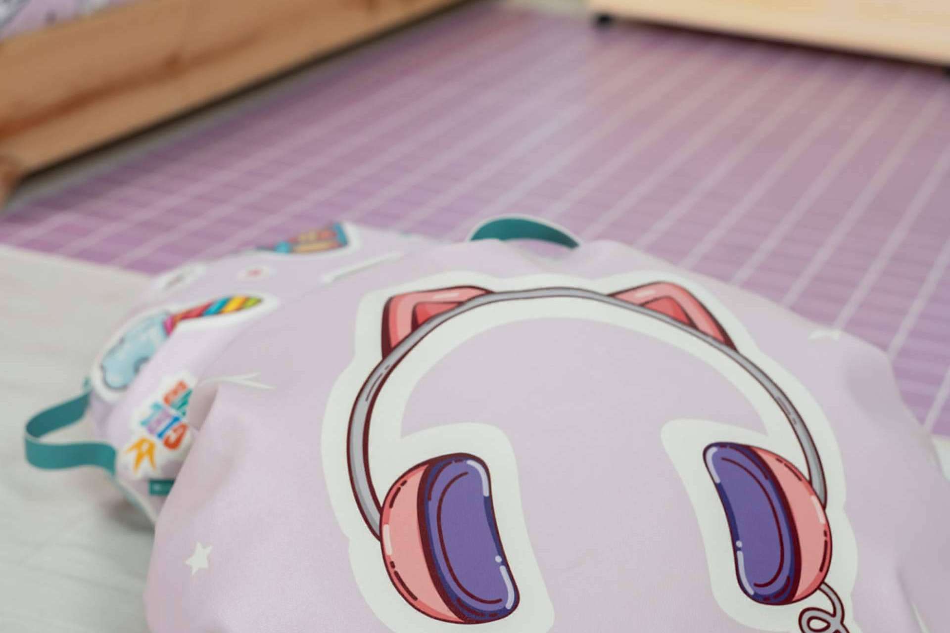 Sokios regala un puff por la compra de una alfombra vinílica del 24 al 26 de marzo