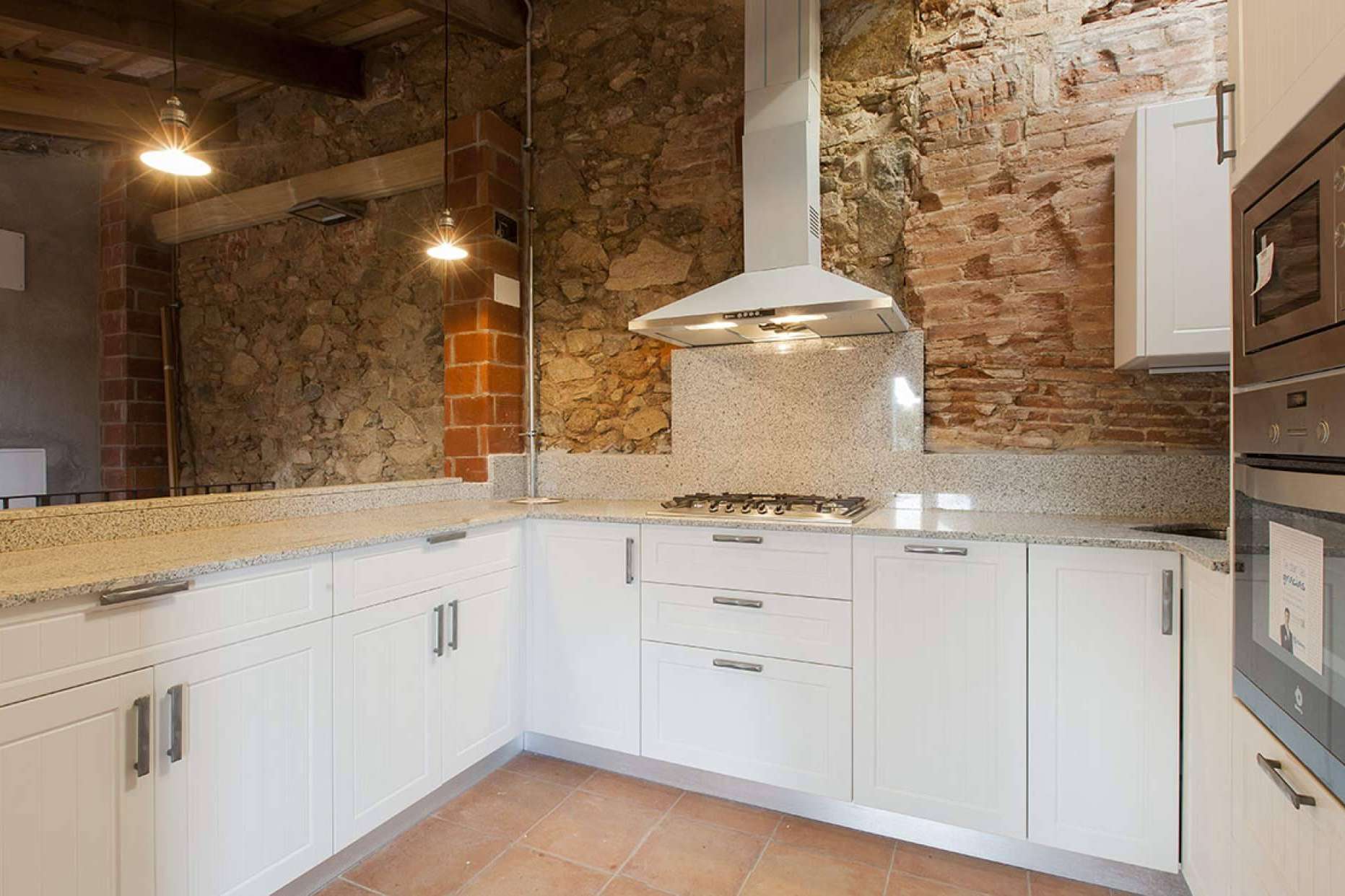 Reformas de cocinas con los profesionales de Reformas Barcelona Low Cost