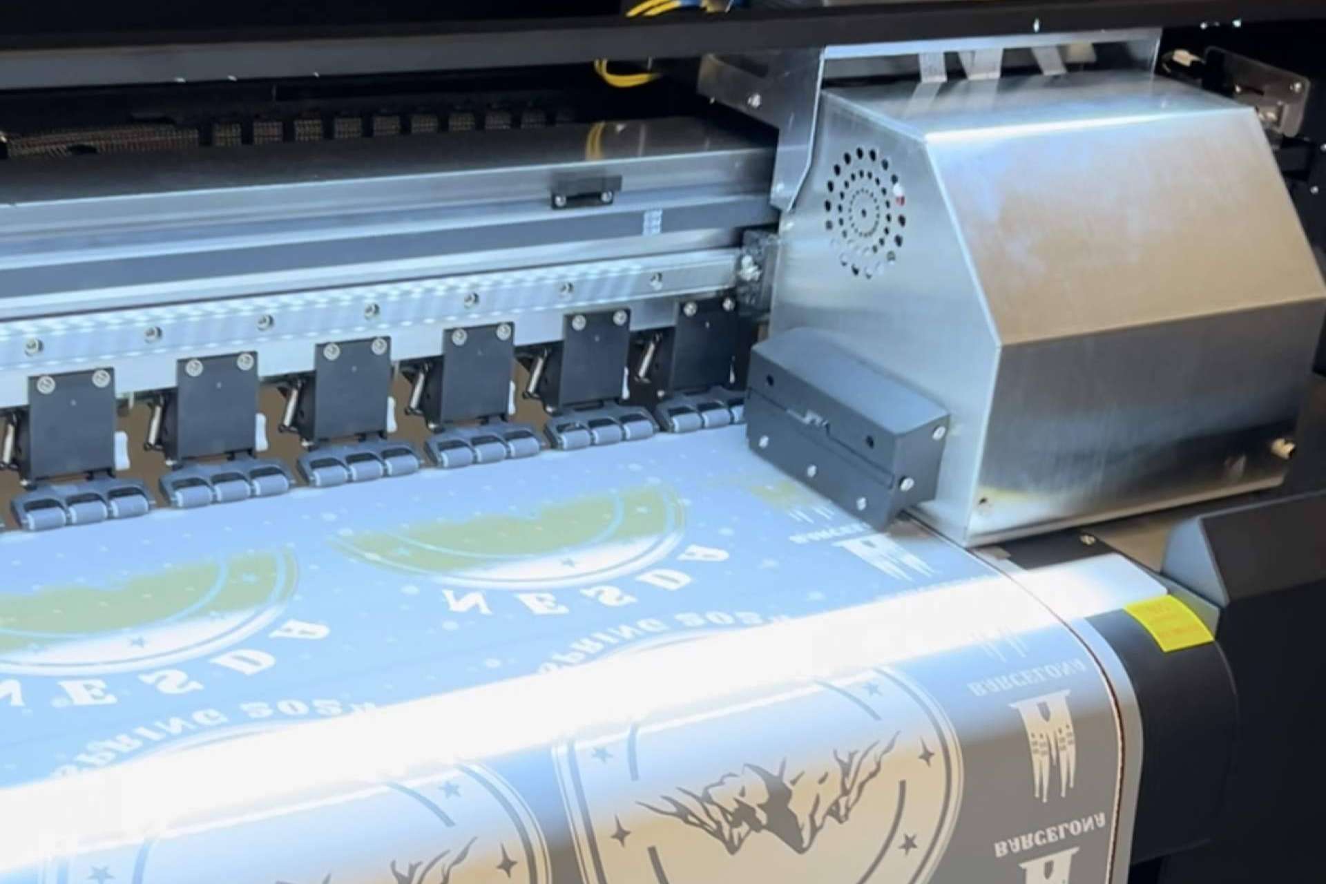 Las ventajas del uso del DTF en el personalizado textil