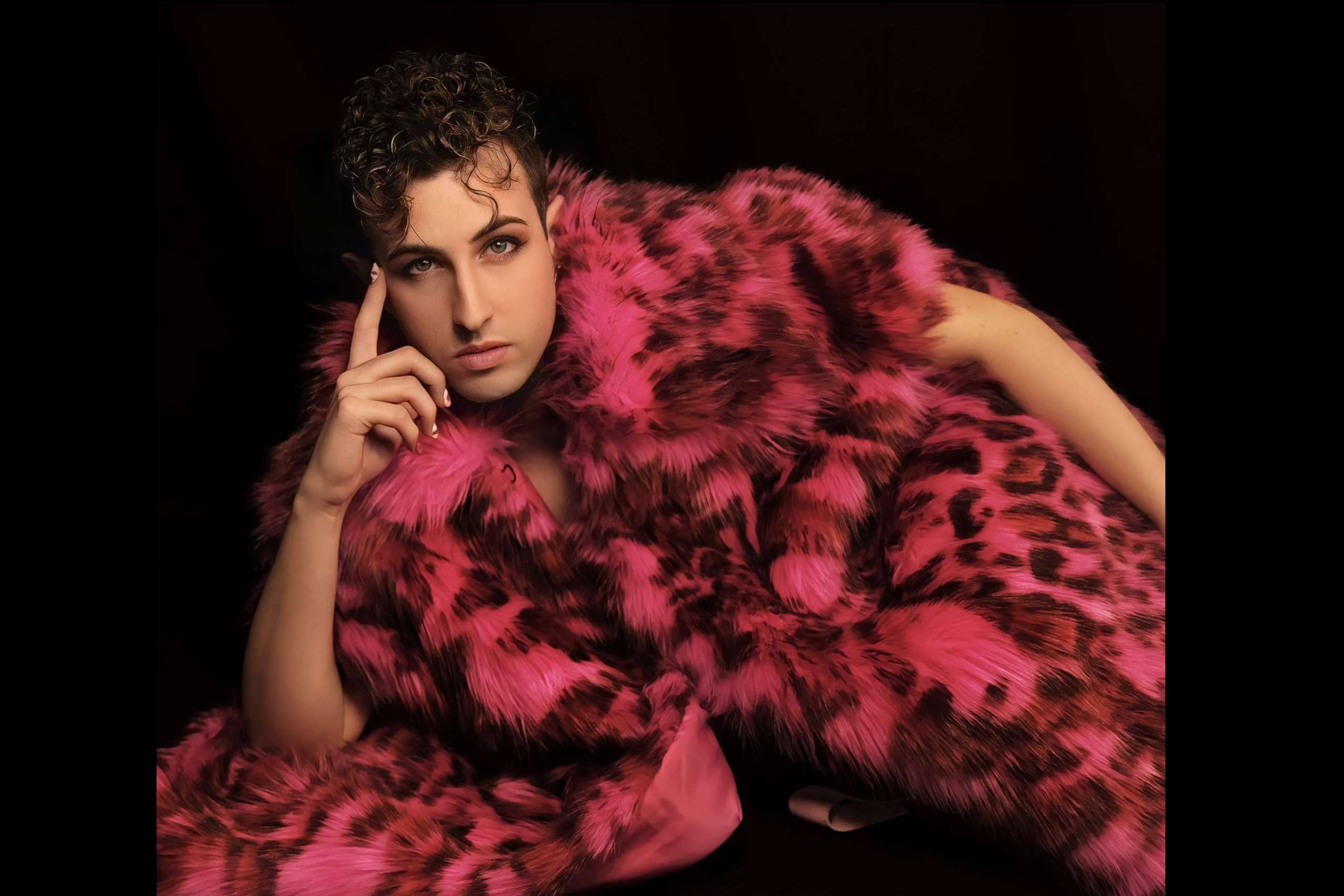 Javiolo lanza su primer single 'Mírame'