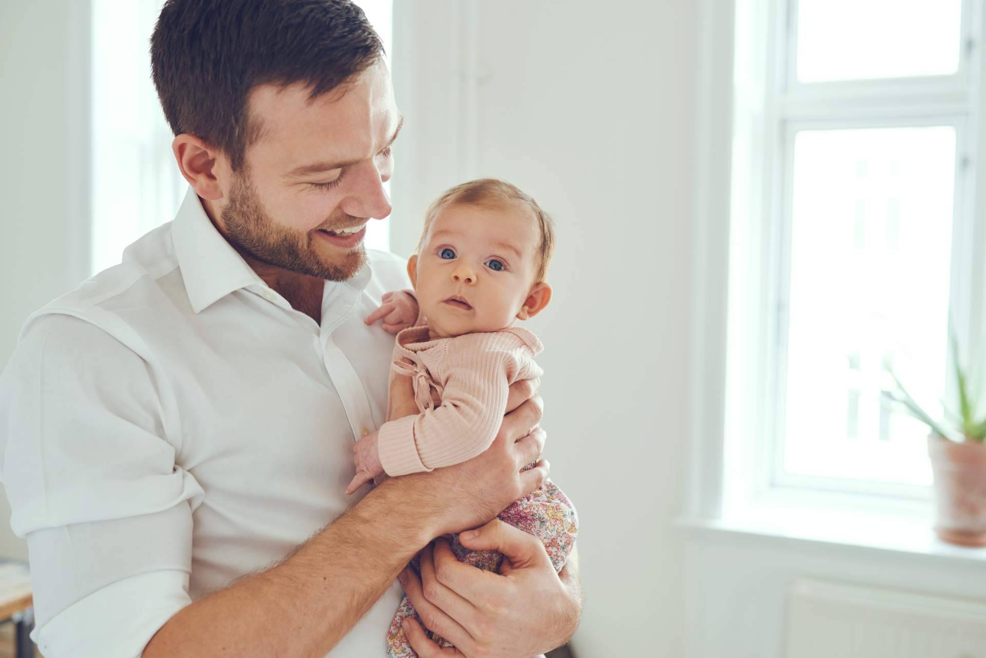 FarmaSky facilita una amplia gama de regalos para los recién nacidos y sus padres