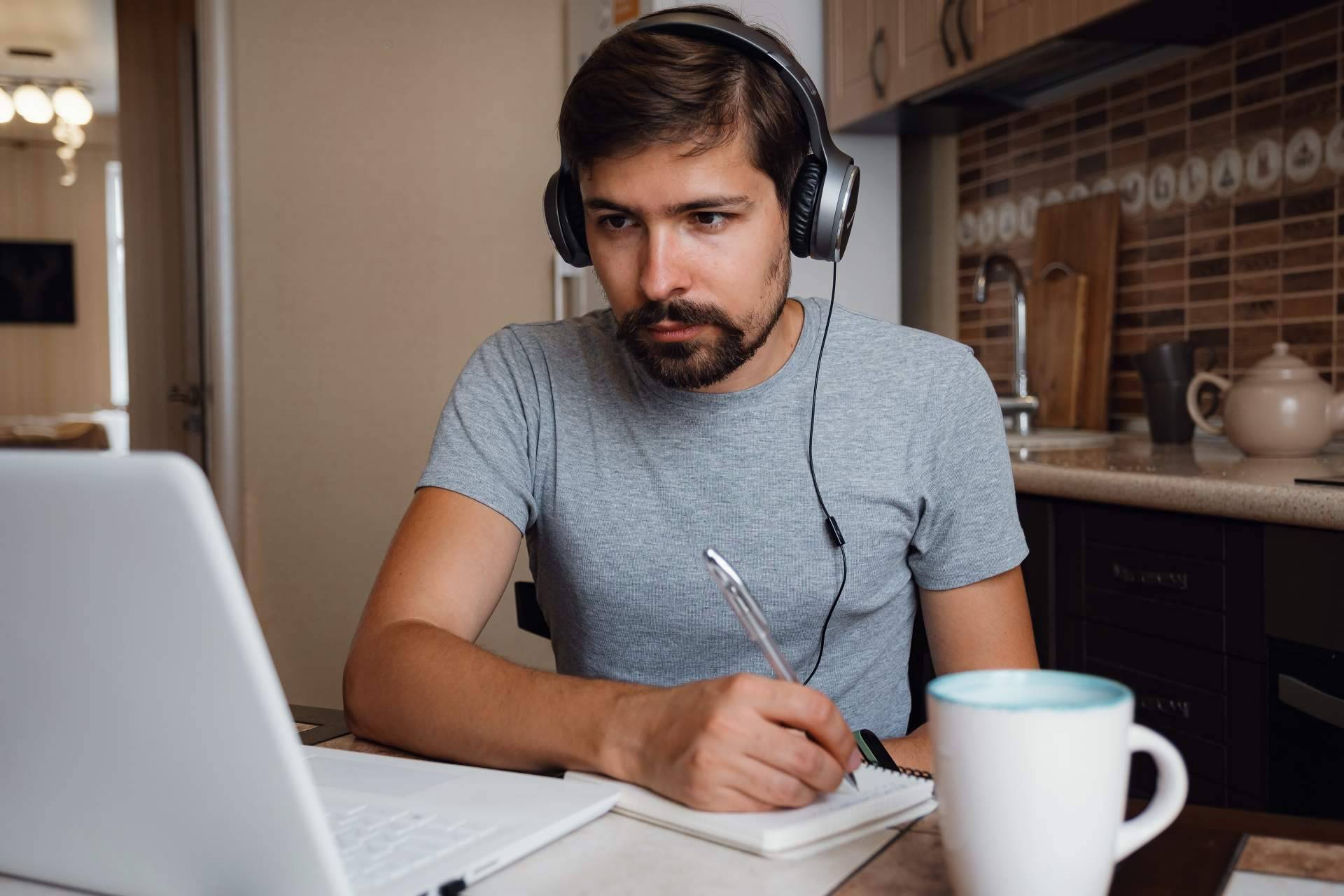 NOÁTICA explica cuándo y cómo se debe actualizar Moodle