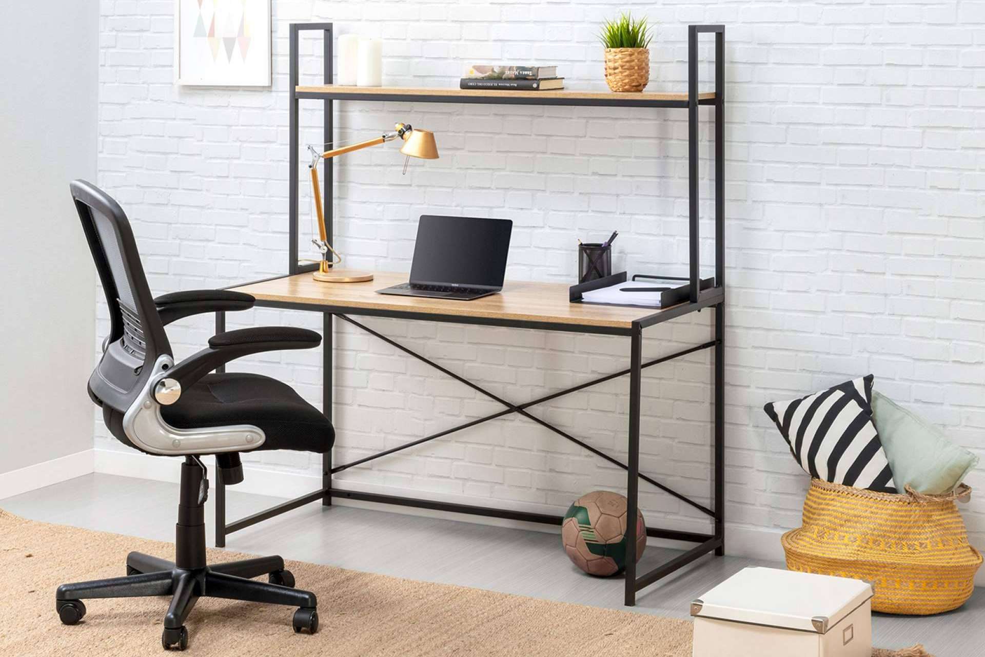 Mesas y escritorios baratos de Top Mueble para teletrabajar