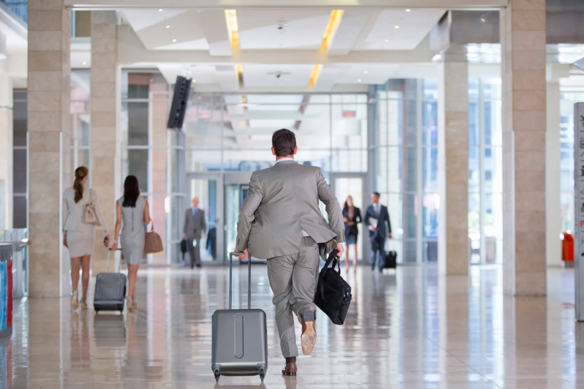 Las peores pesadillas al reclamar un vuelo y cómo evitarlas