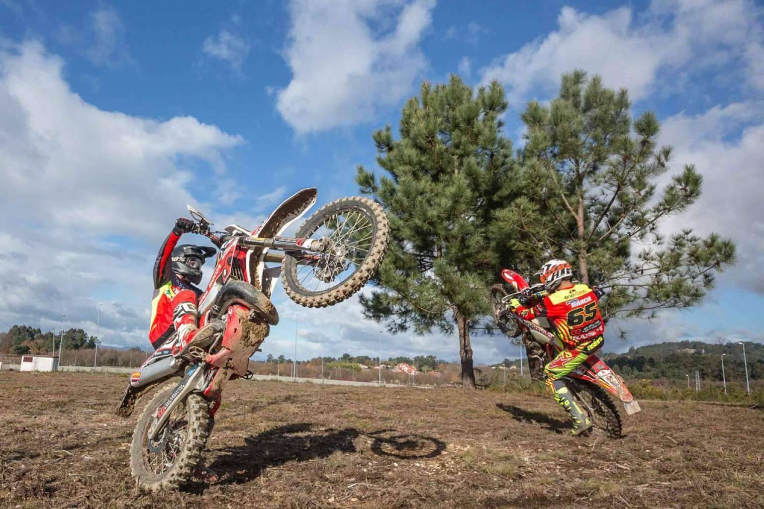 Comprar adhesivos a medida para motos de motocross