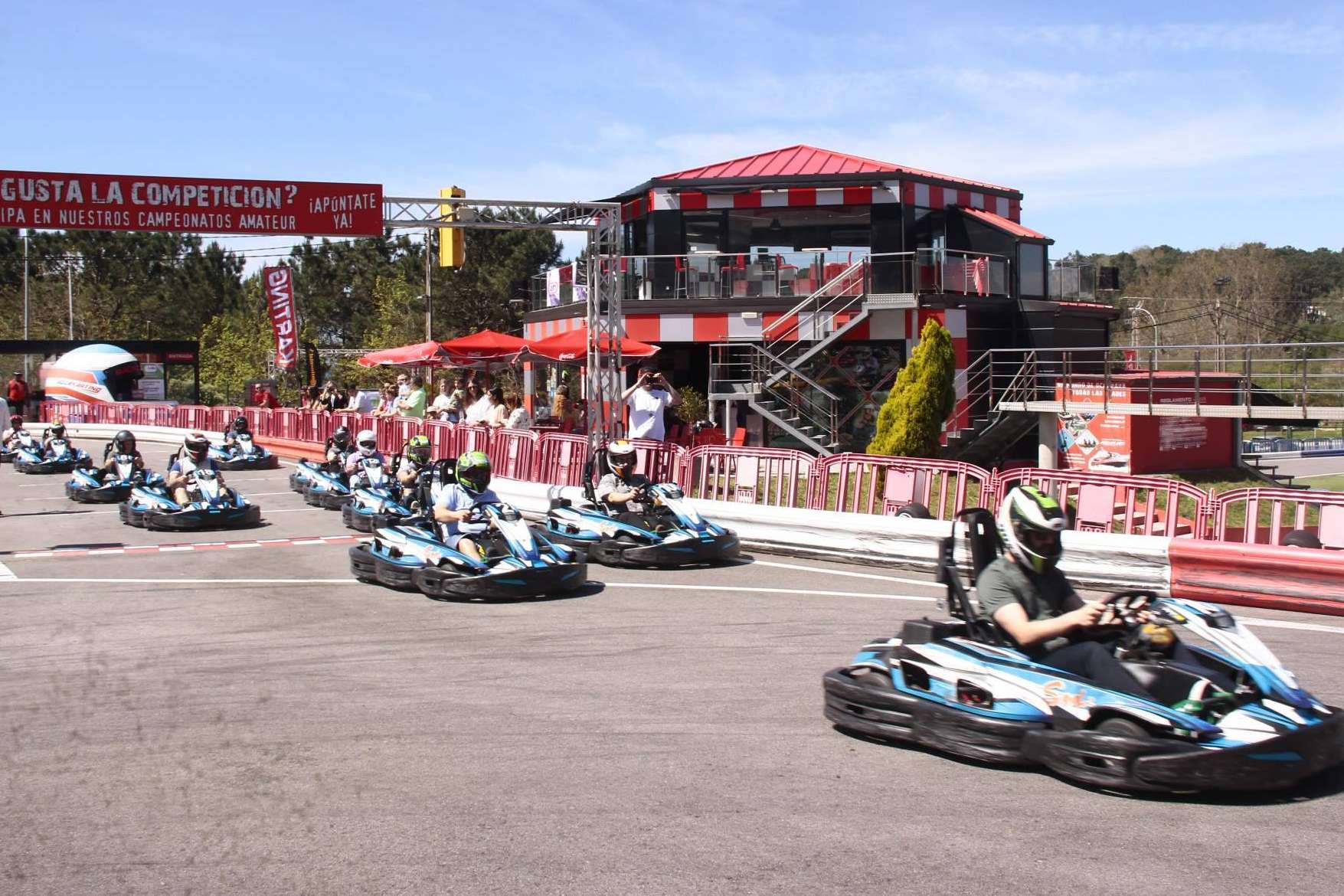 Recargar energías para la vuelta al cole practicando karting en Racing Dakart