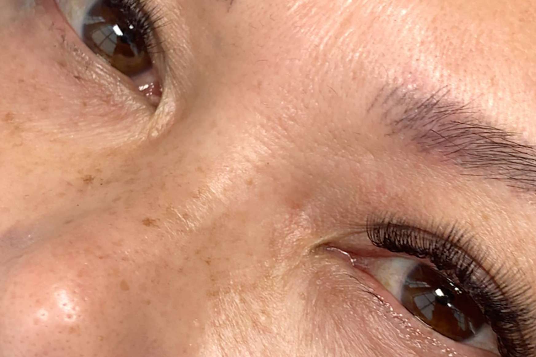 Las franquicias de extensiones de pestañas revolucionan el sector de la estética, por Lashes & Go