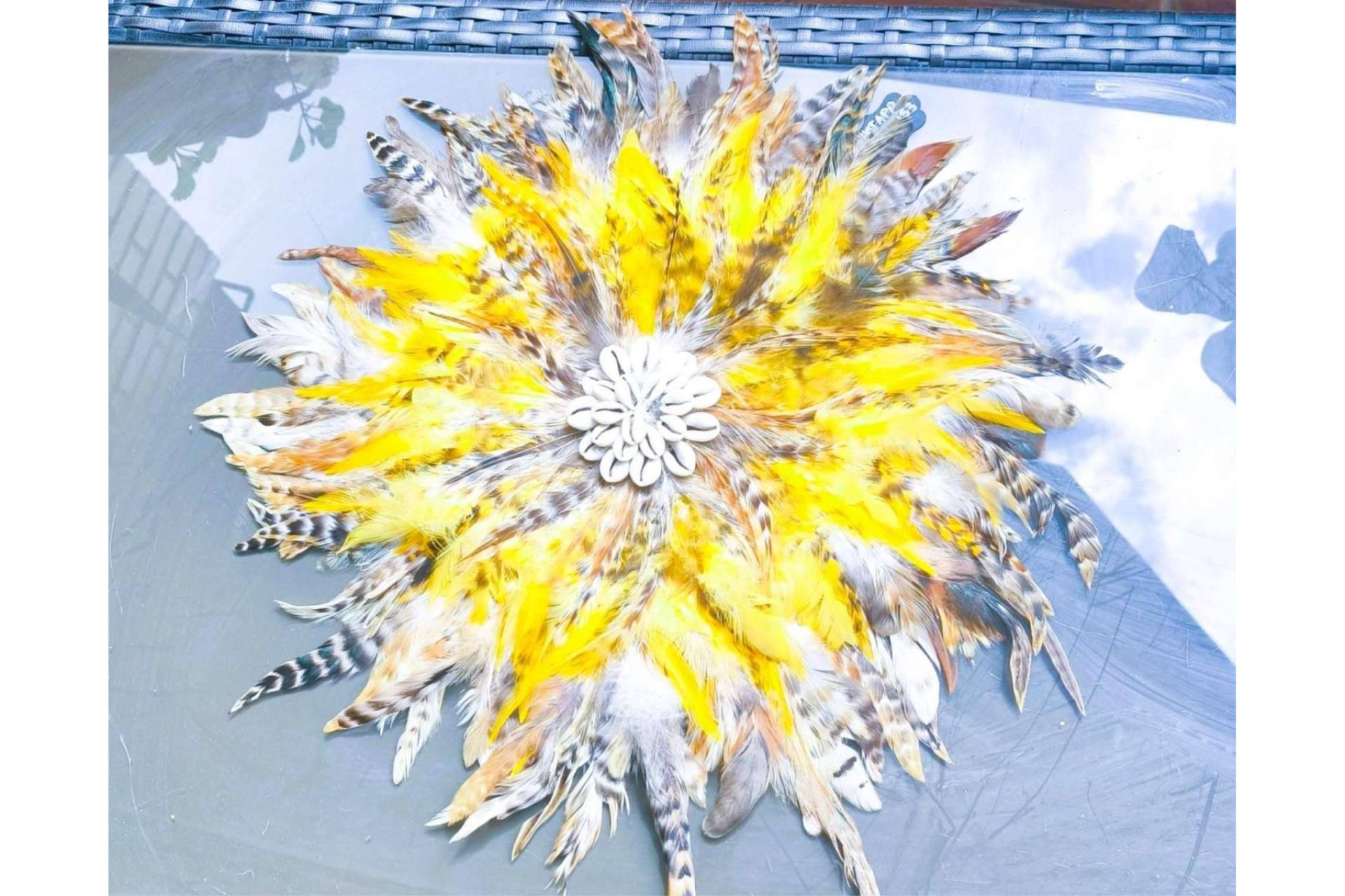 Bali Jewels ofrece un catálogo amplio de adornos de pluma para decorar la pared