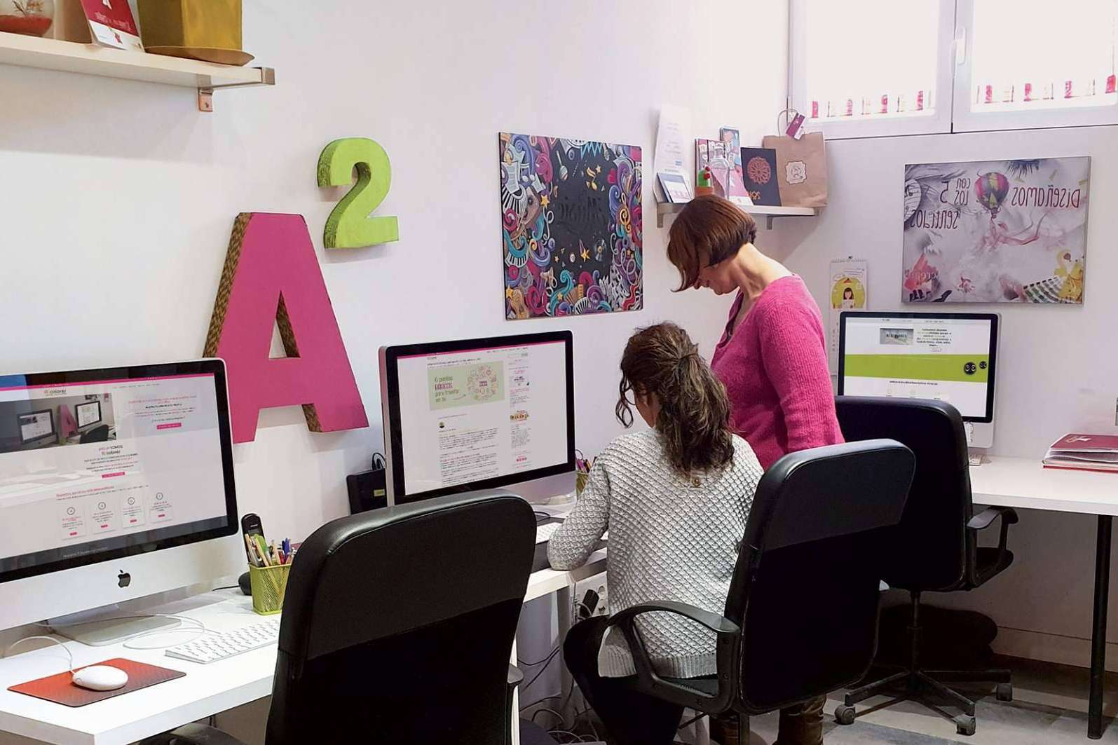 Aportes del diseño gráfico a la visibilidad y reconocimiento de una marca, por A2 Colores