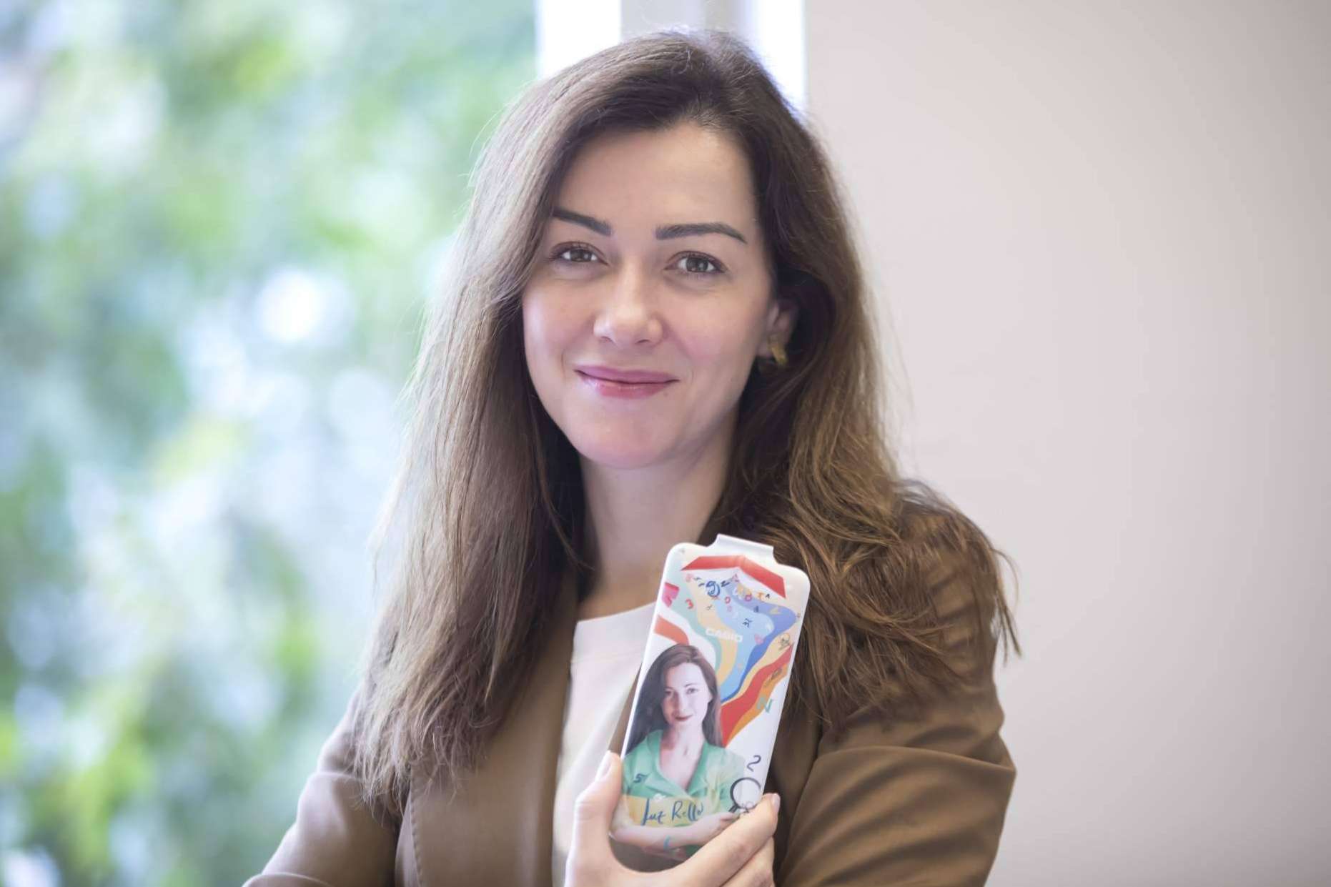 CASIO dedica su nueva calculadora ilustrada a la especialista en ...