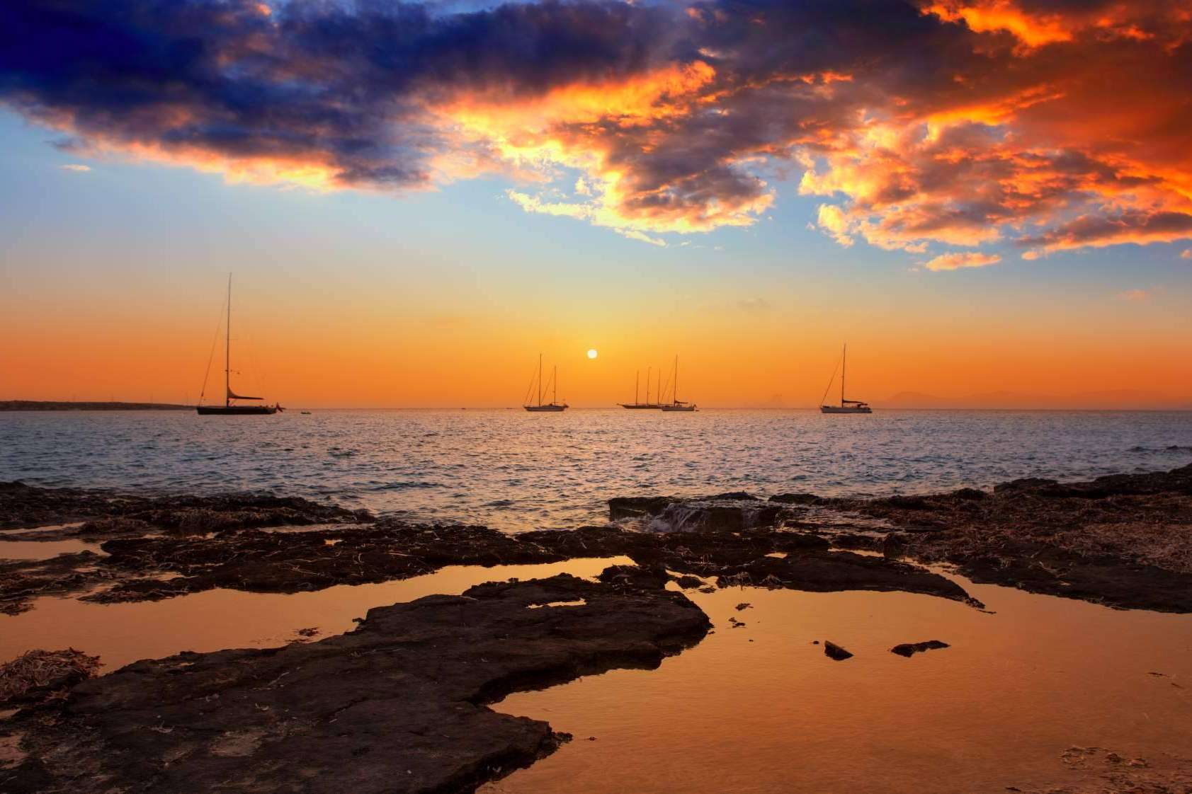 Formentera.tienda, ropa que lleva la Magia de la isla al día a día