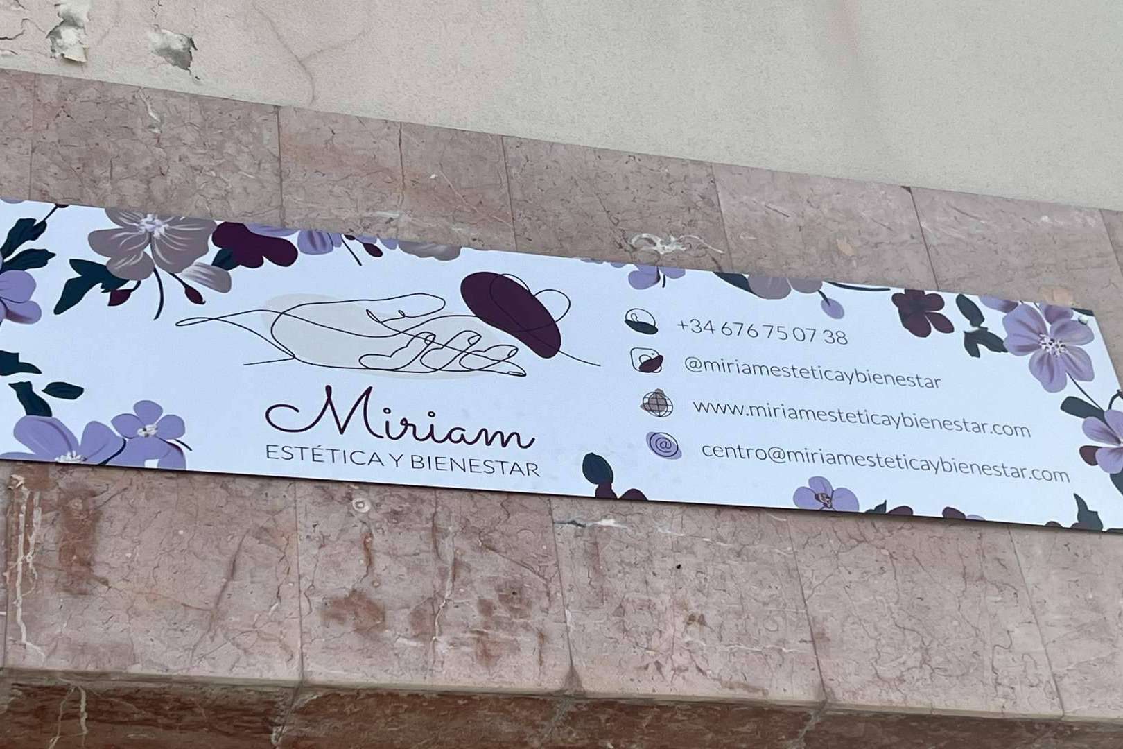 Miriam Estética y Bienestar lanza su colección navideña de packs de cuidado personal en Las Palmas