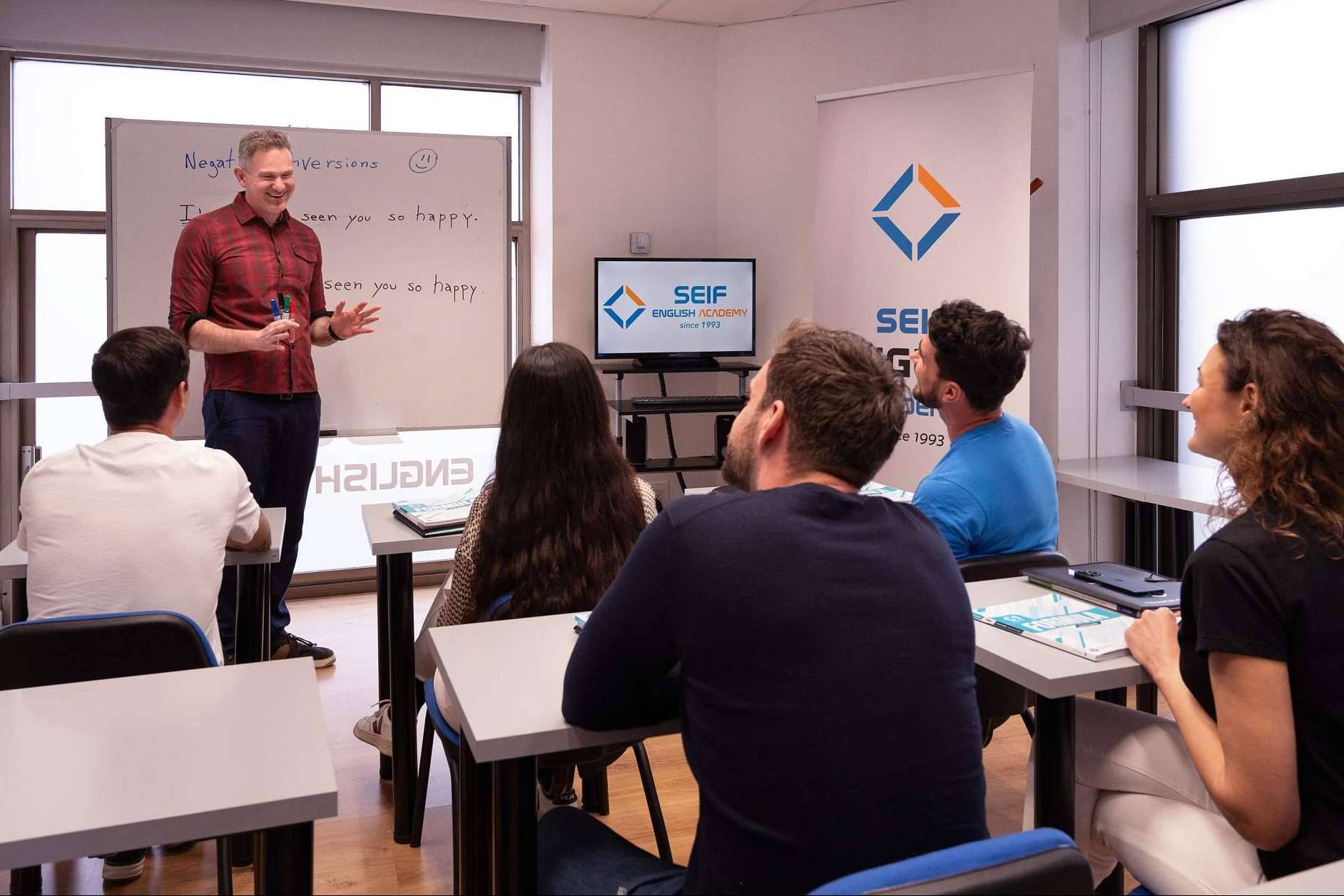 Cursos intensivos de inglés para adultos en Madrid con la garantía de Seif English Academy