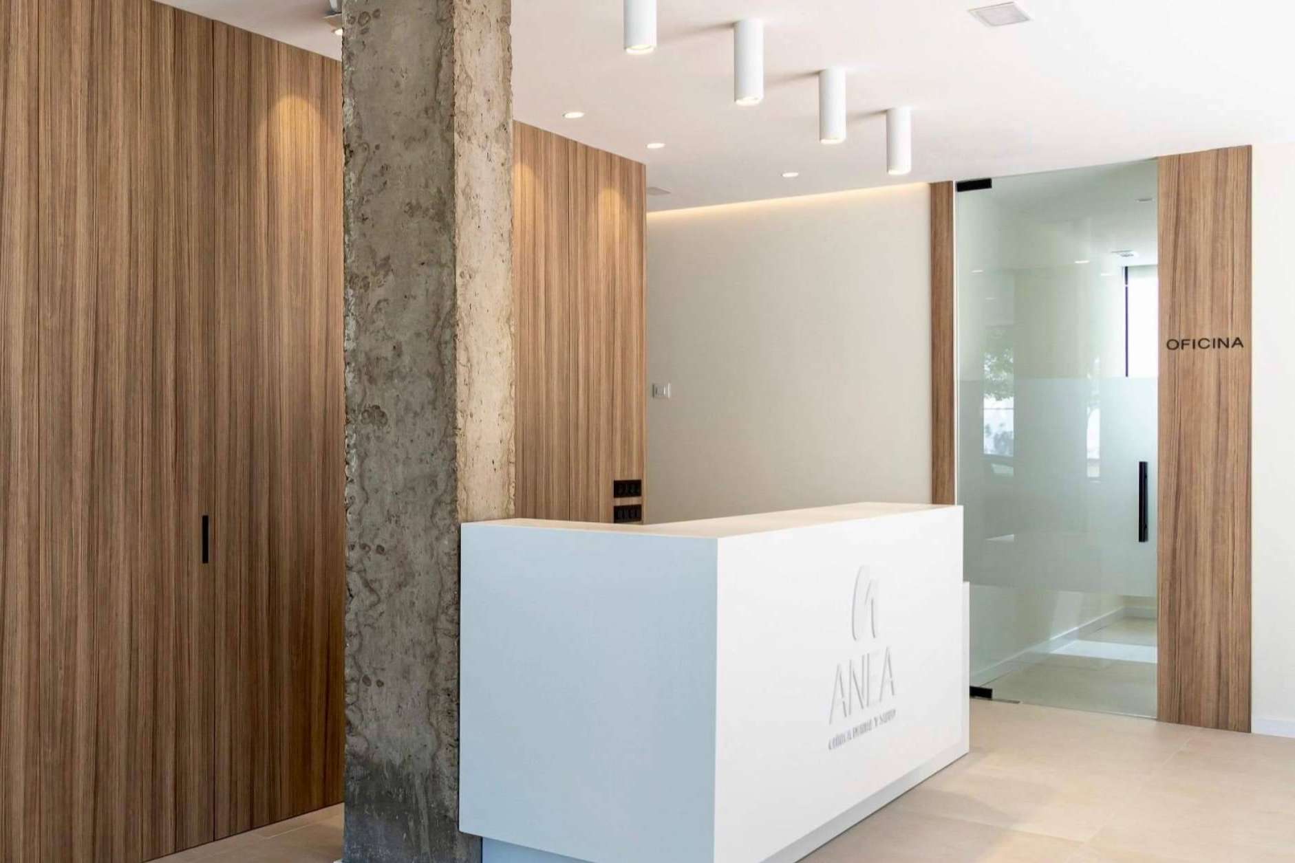 Innovación en el diseño y construcción de clínicas dentales en Valencia con Sivico Dental y Tabiacustic