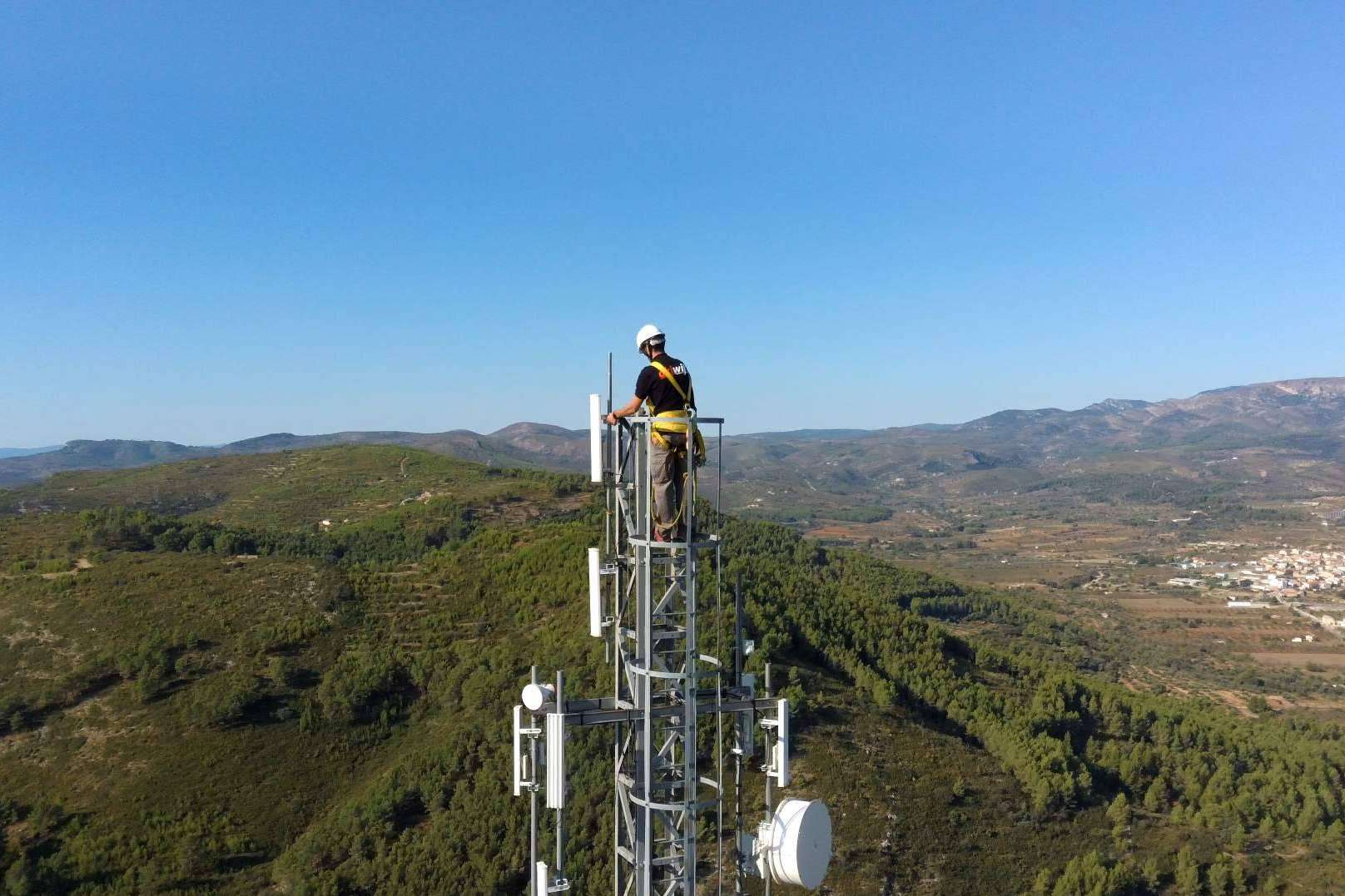 Tecnología sin barreras; Akiwifi facilita el acceso a internet en municipios rurales