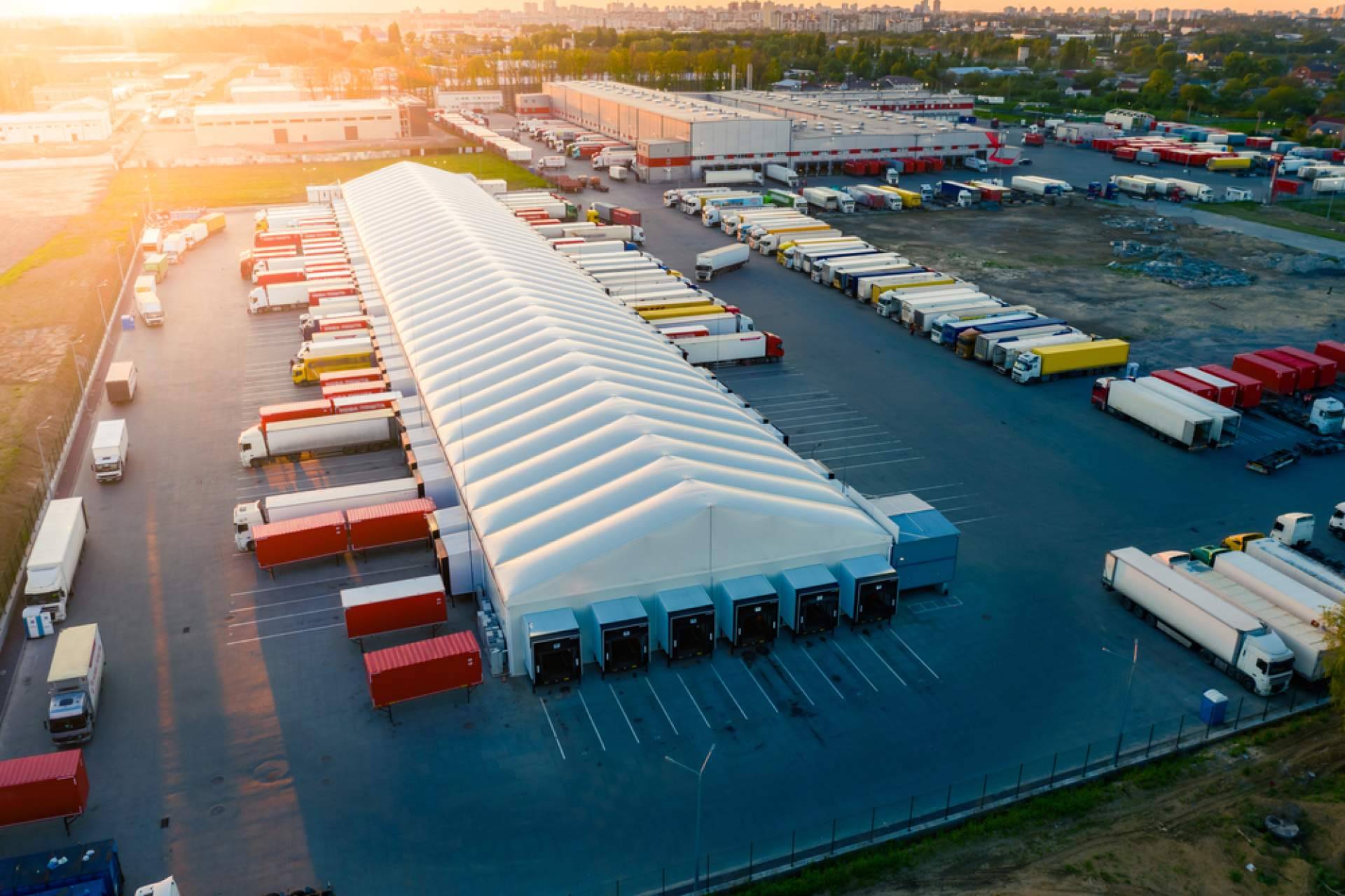 Financiación de nave industrial, opciones ofrecidas por Ibernave para empresas y profesionales