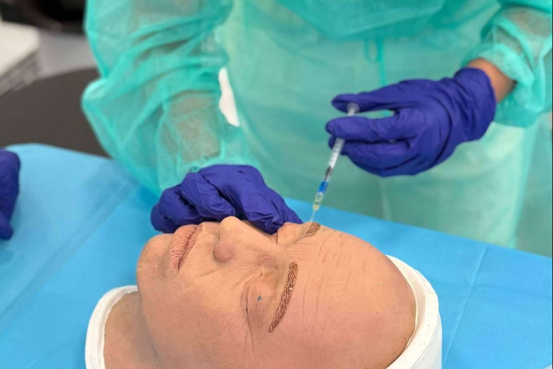 Unos de los 5 mejores centros para estudiar medicina estética en 2025