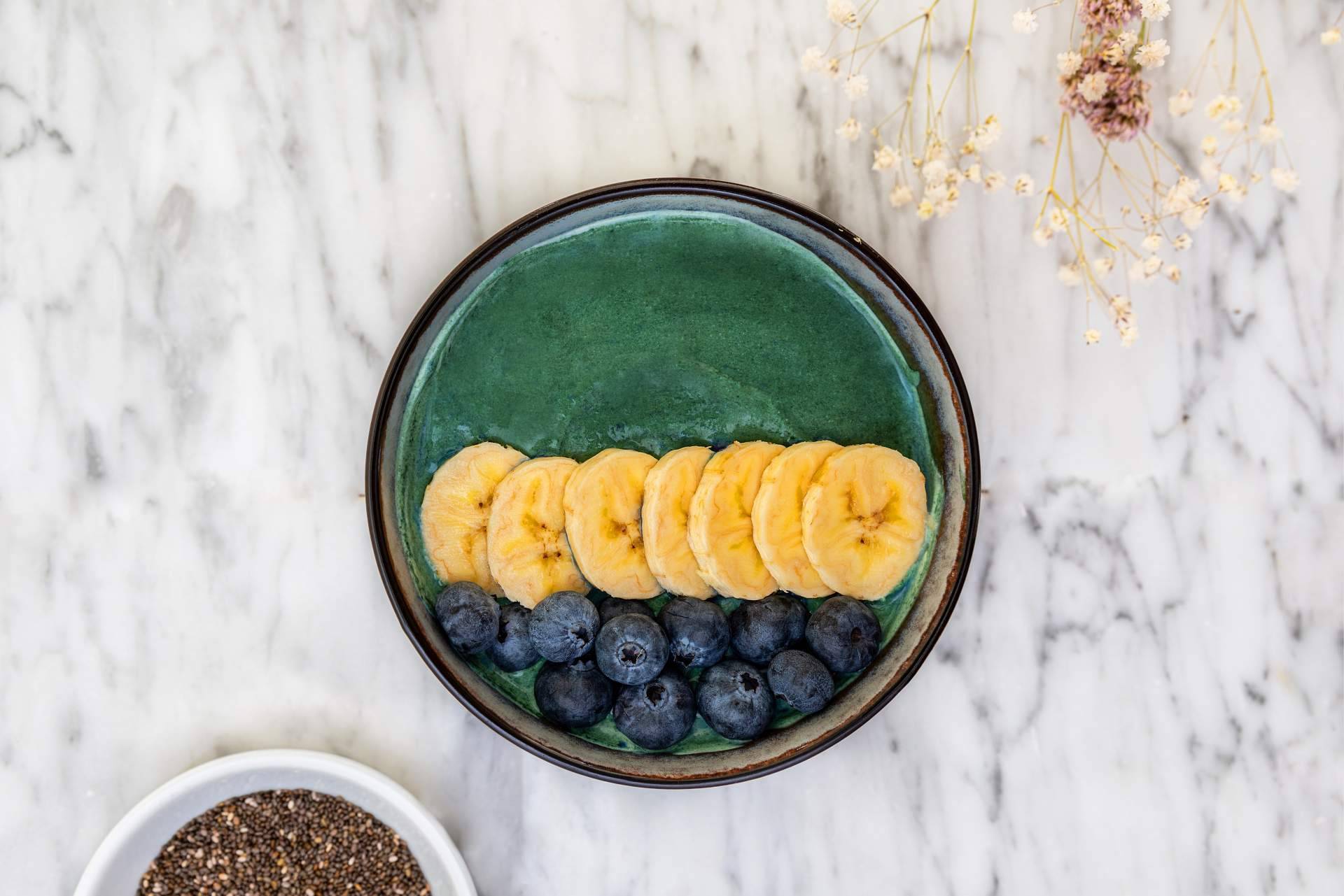 Blauver impulsa la producción artesanal de espirulina ecológica fresca en España