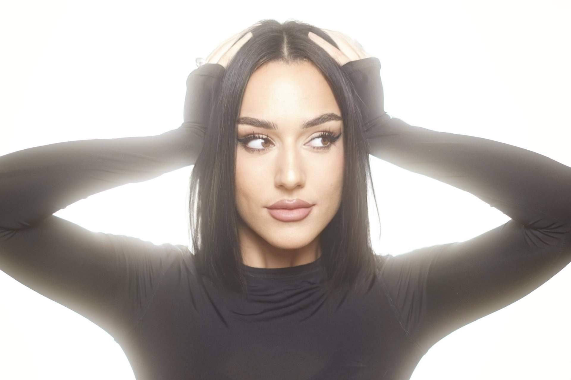 Selina Labara; la DJ emergente que une clubbing, redes virales y una carrera internacional en ascenso
