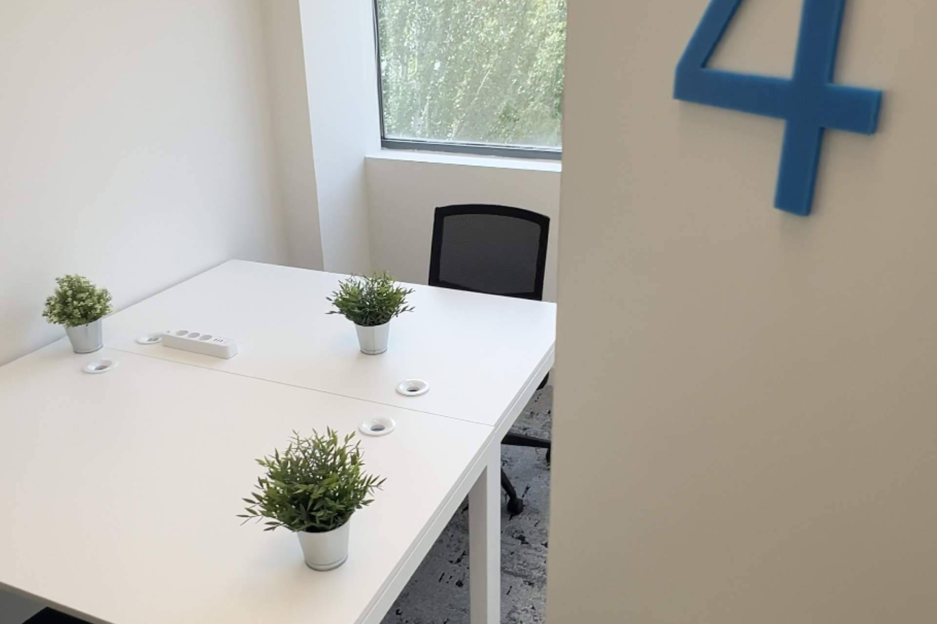 MyCoworking Alcobendas ofrece despachos privados y salas de conferencias en espacios flexibles