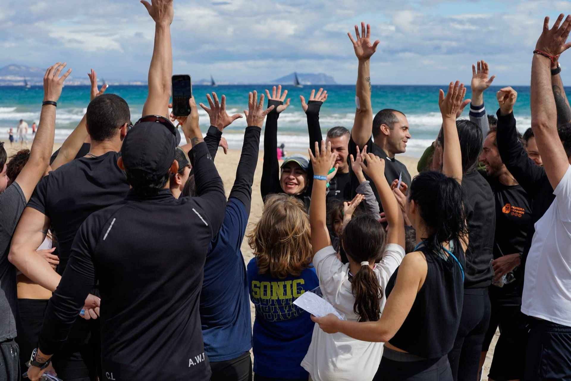 Train Love Repeat impulsa la fuerza física y mental a través del entrenamiento con pesas