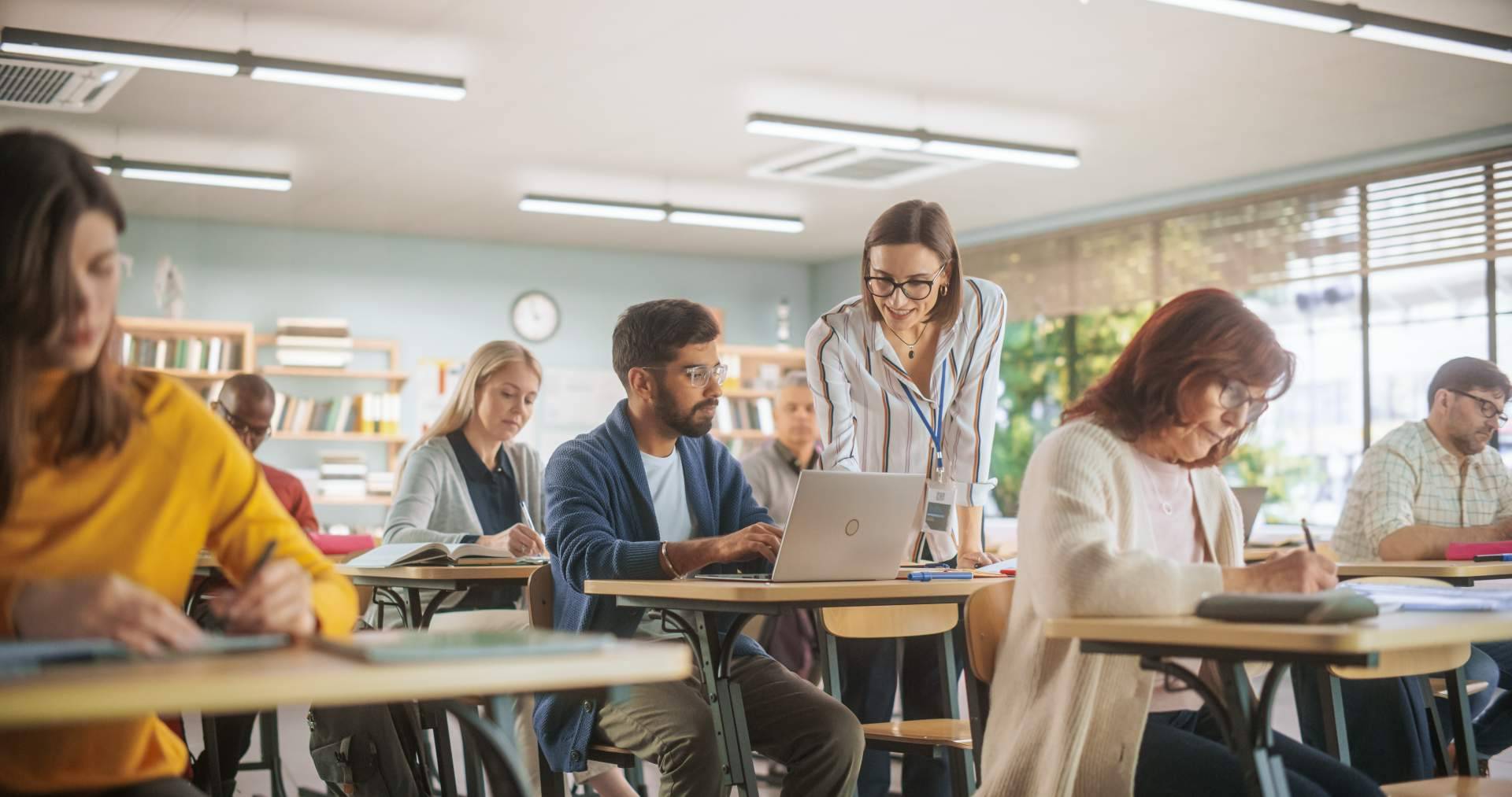 AEI Business School apuesta por la formación práctica para evitar que los emprendedores fracasen por desconocimiento