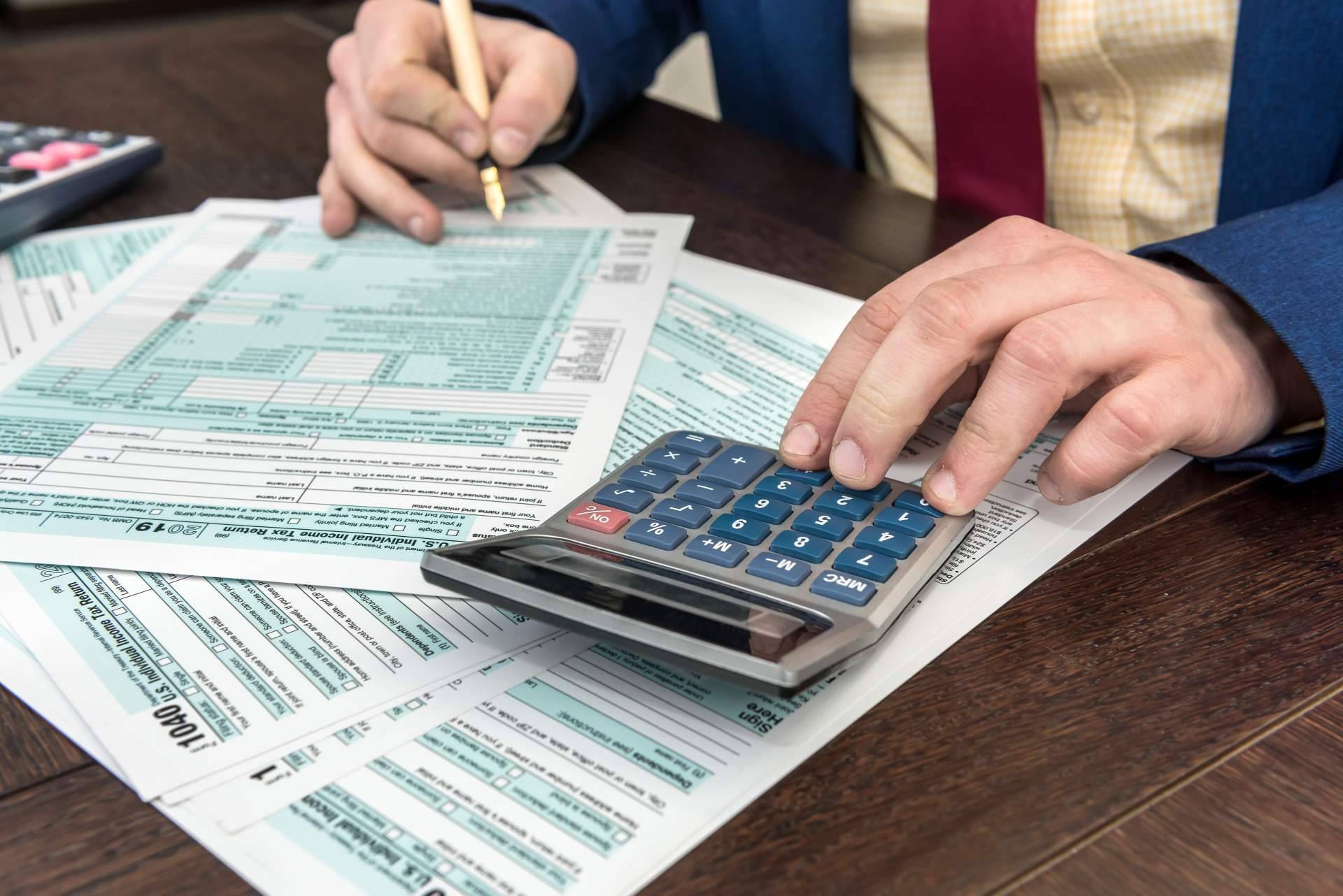 Retos renta IRPF 2025 entre incertidumbre fiscal y nuevas oportunidades de deducción