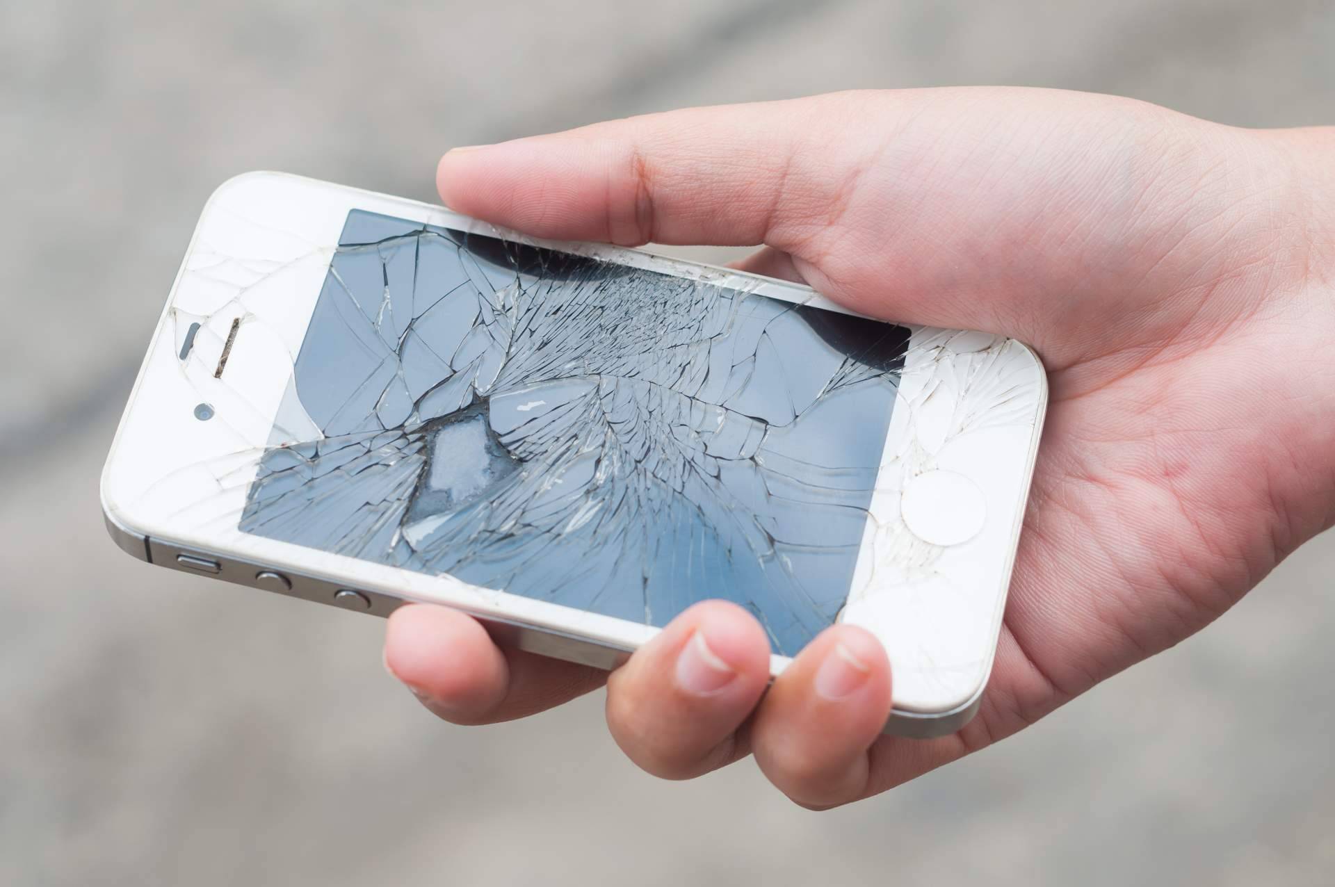 School Repair Phones prepara perfiles de técnico en reparación de celulares para móviles y tablets