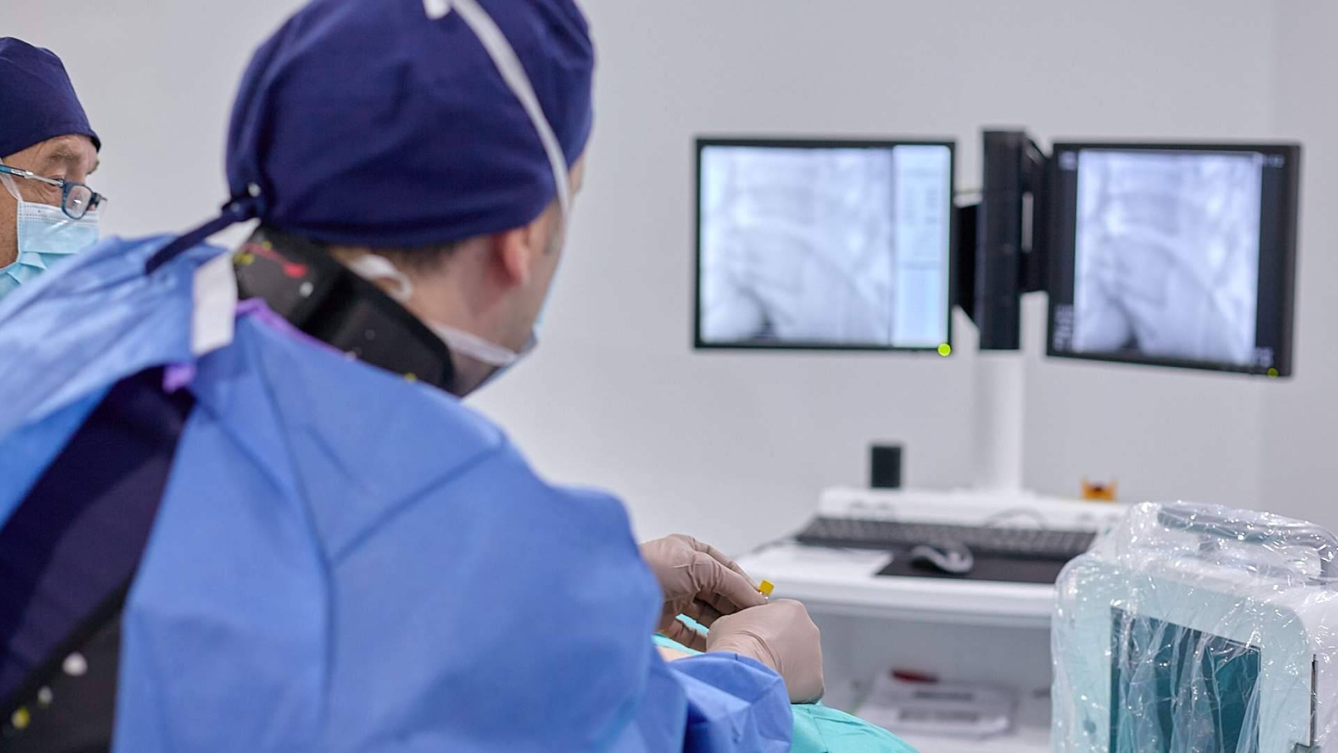 Dolor lumbar, degeneración discal y artrosis facetaria; qué puede estar causando dolor y qué opciones existen hoy antes de cirugía