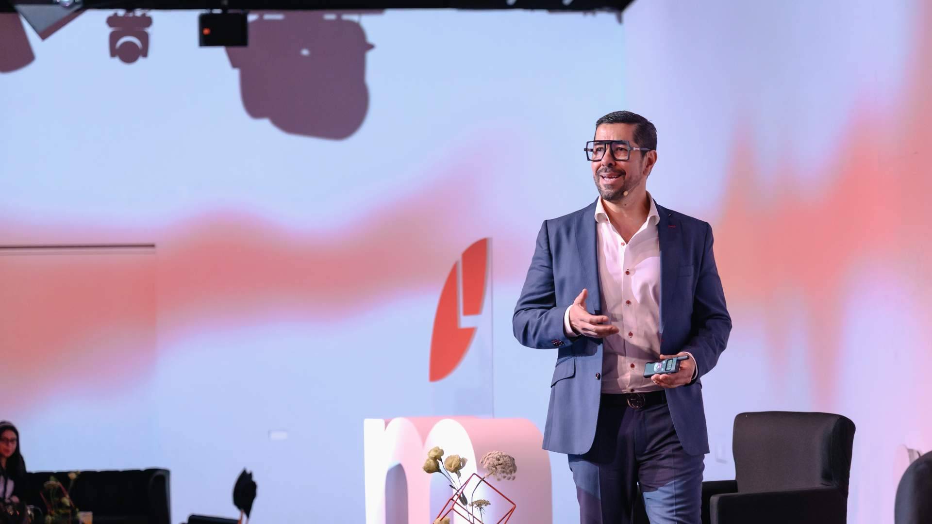 UVM for Business presenta Menthera; una infraestructura para apoyar la toma de decisiones del negocio y transformar el aprendizaje corporativo en un activo financiero auditable